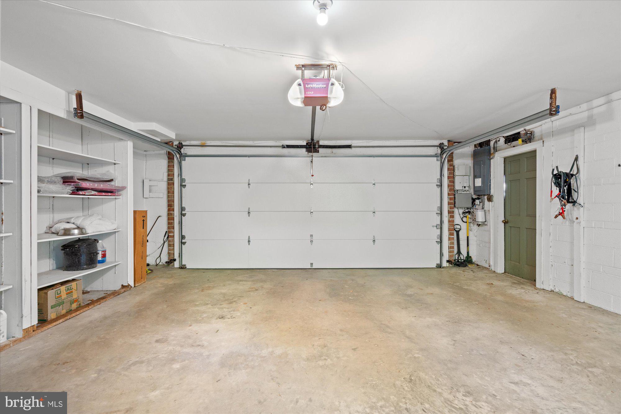 LONGWOOD - Residential