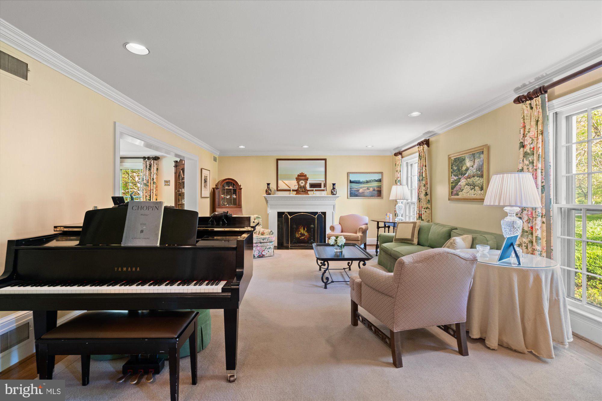 LONGWOOD - Residential