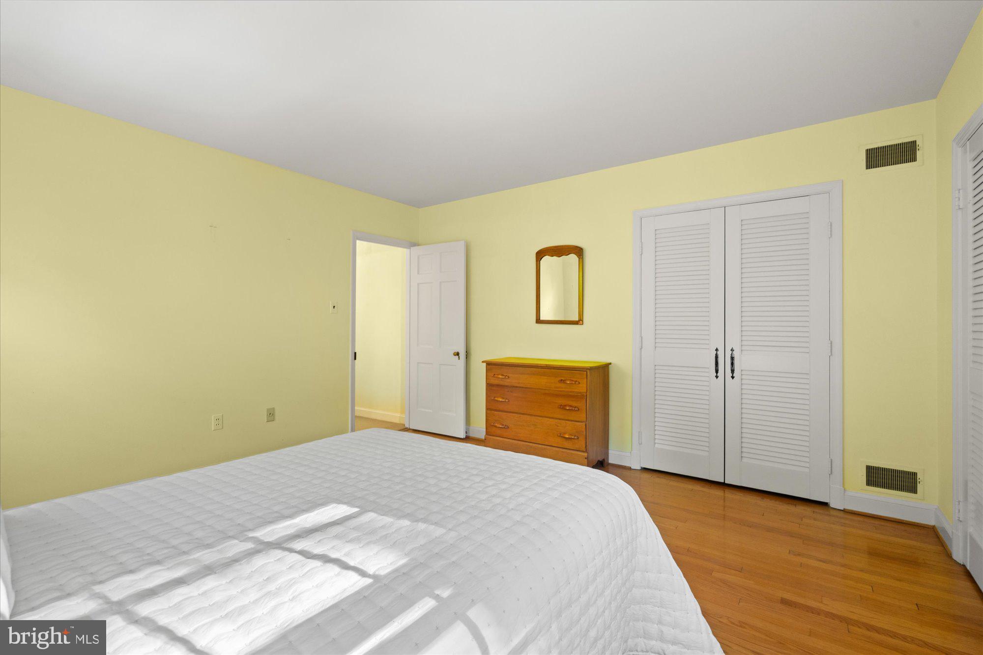 LONGWOOD - Residential