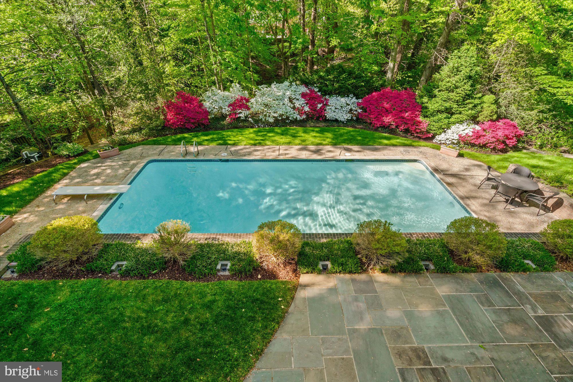 LONGWOOD - Residential