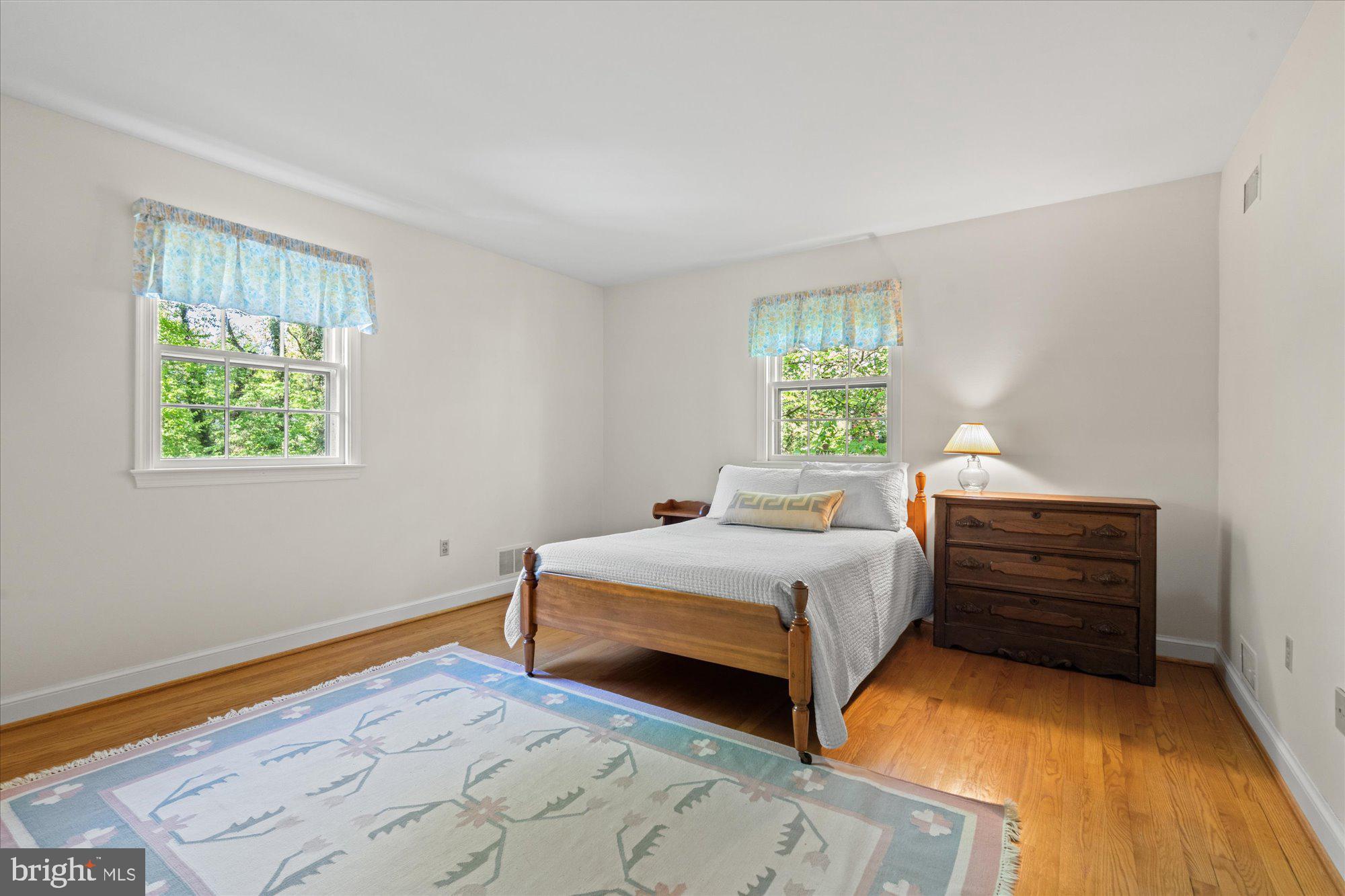 LONGWOOD - Residential