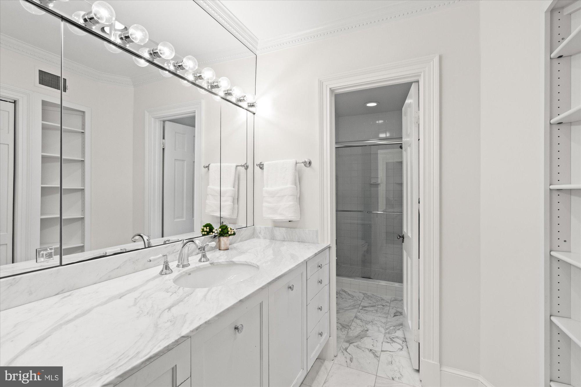 LONGWOOD - Residential