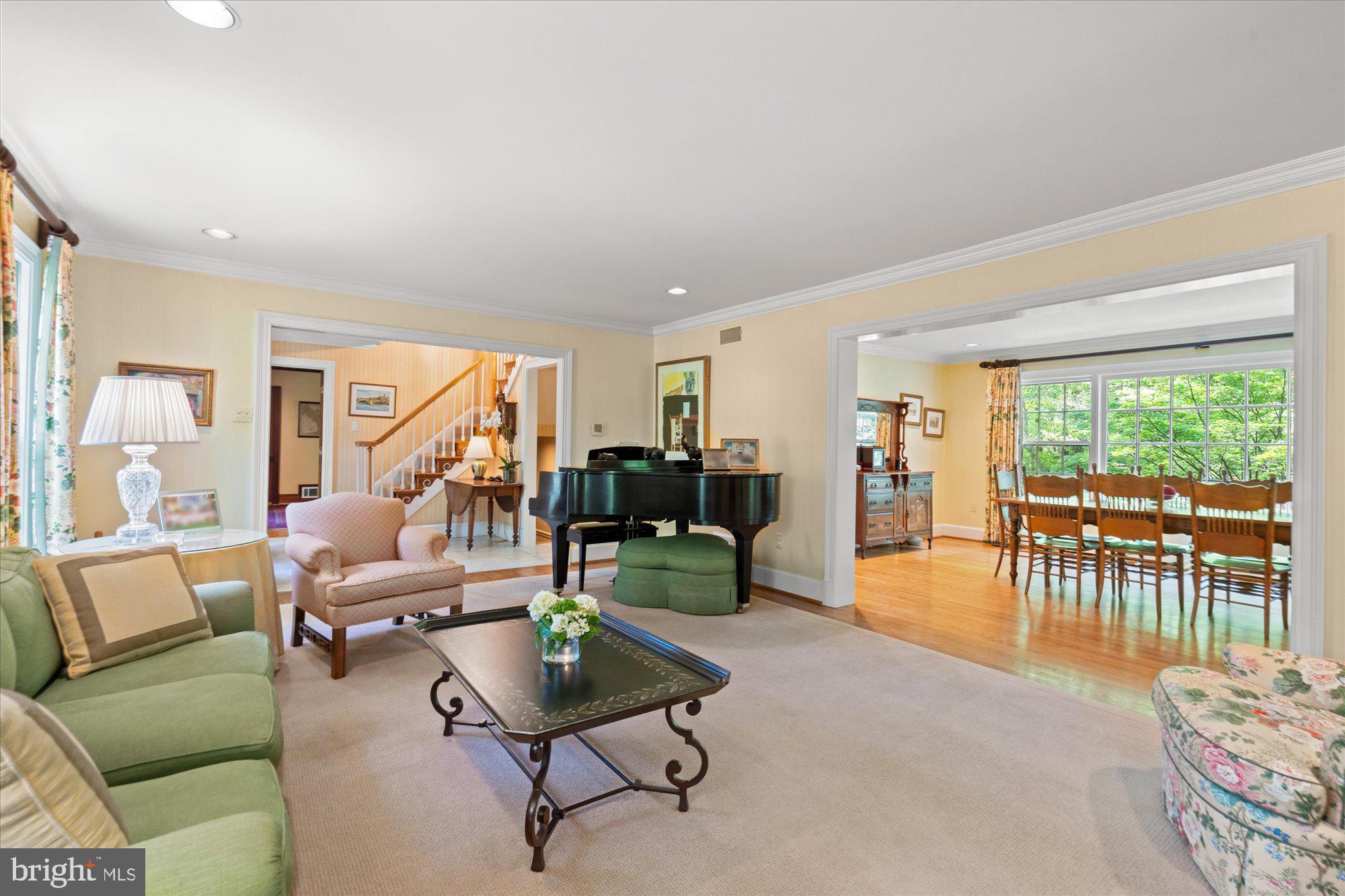 LONGWOOD - Residential