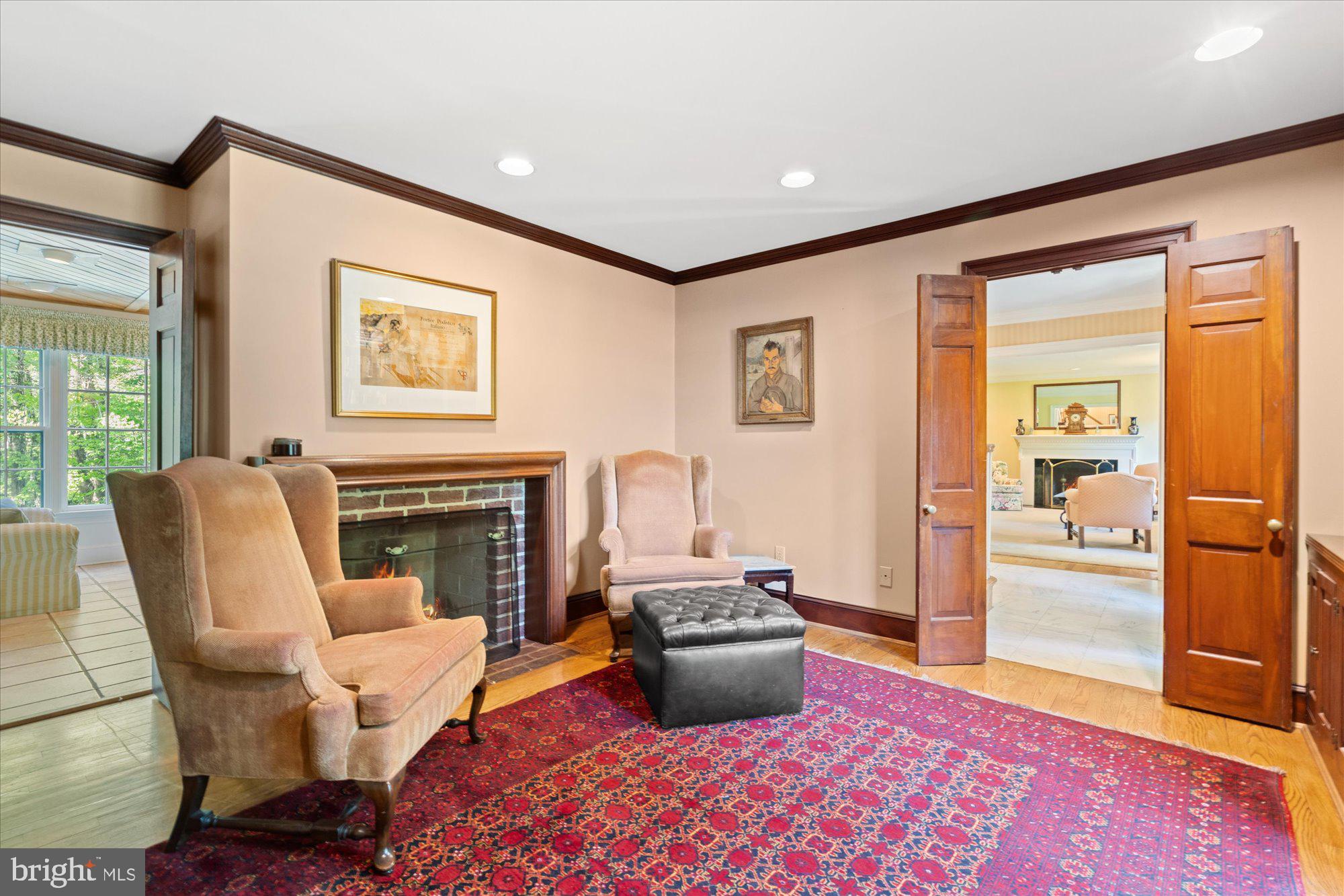 LONGWOOD - Residential