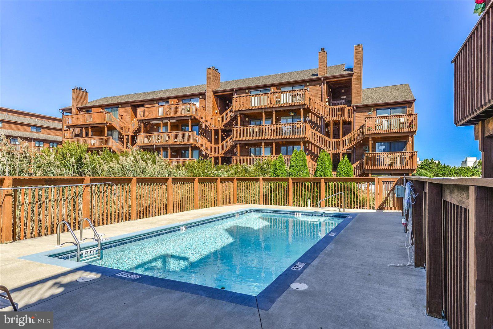 SUNSET LANDING - Residential