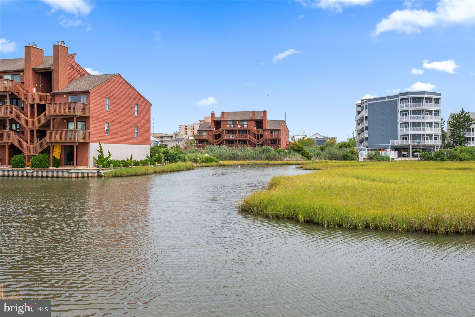 SUNSET LANDING - Residential