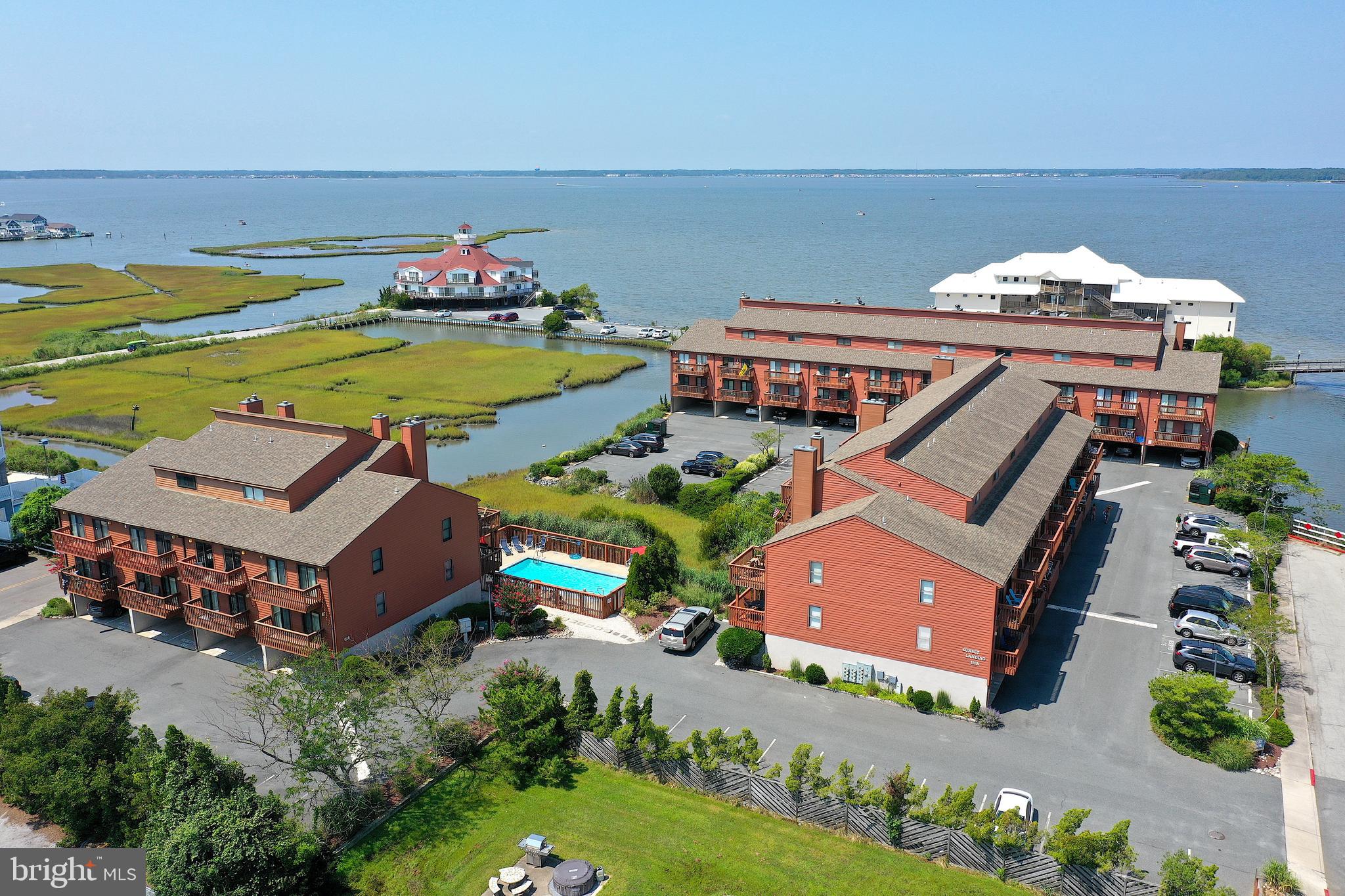 SUNSET LANDING - Residential