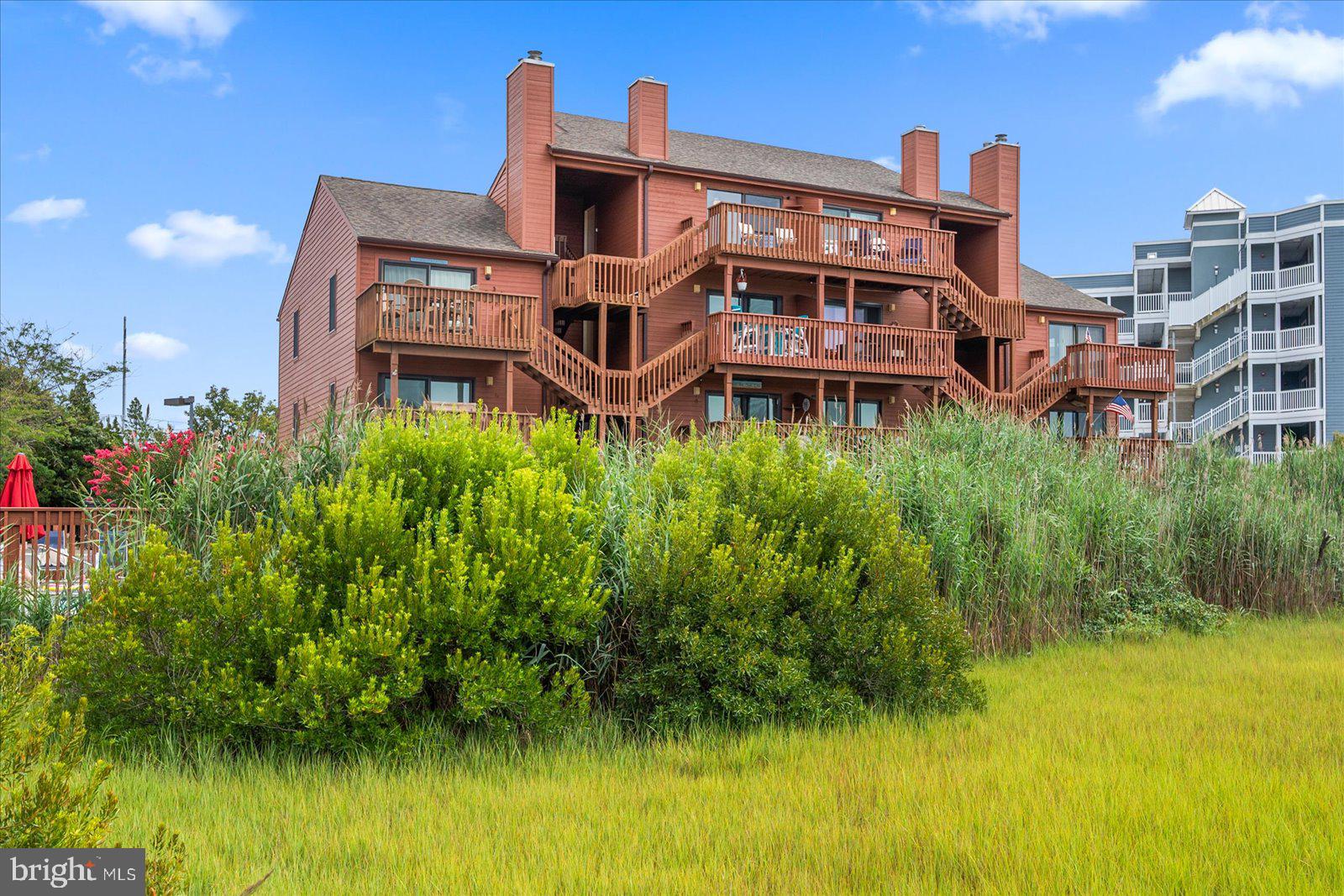 SUNSET LANDING - Residential