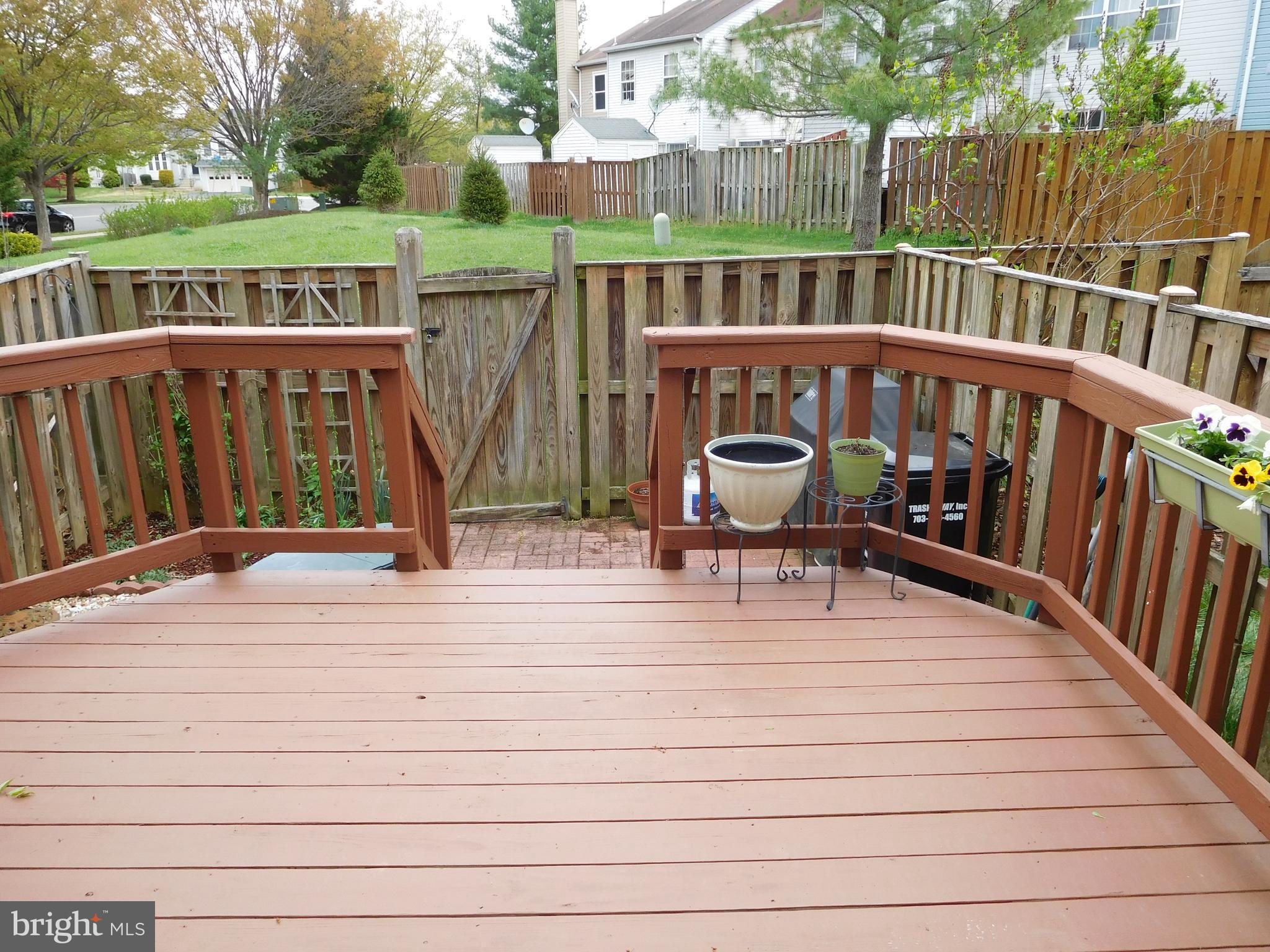 LANDSDOWNE - Residential Lease