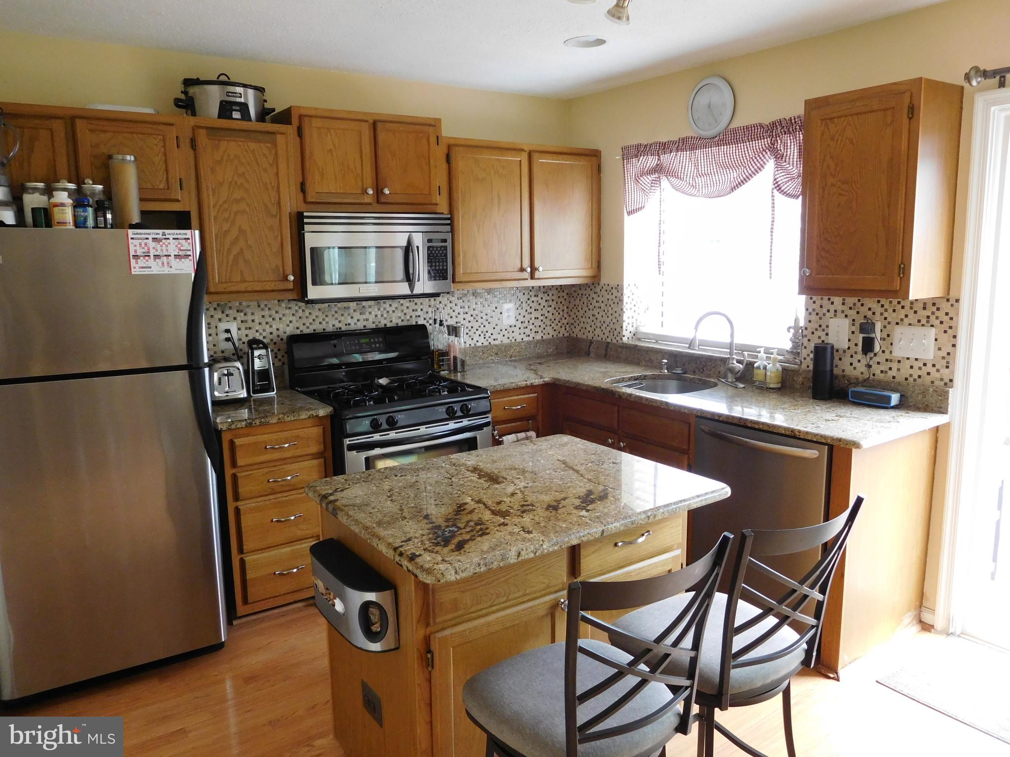 LANDSDOWNE - Residential Lease