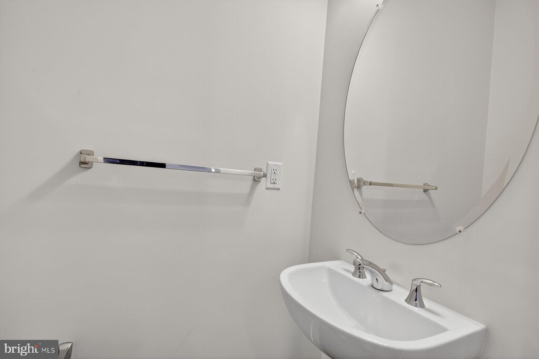 KING FARM IRVINGTON - Residential Lease