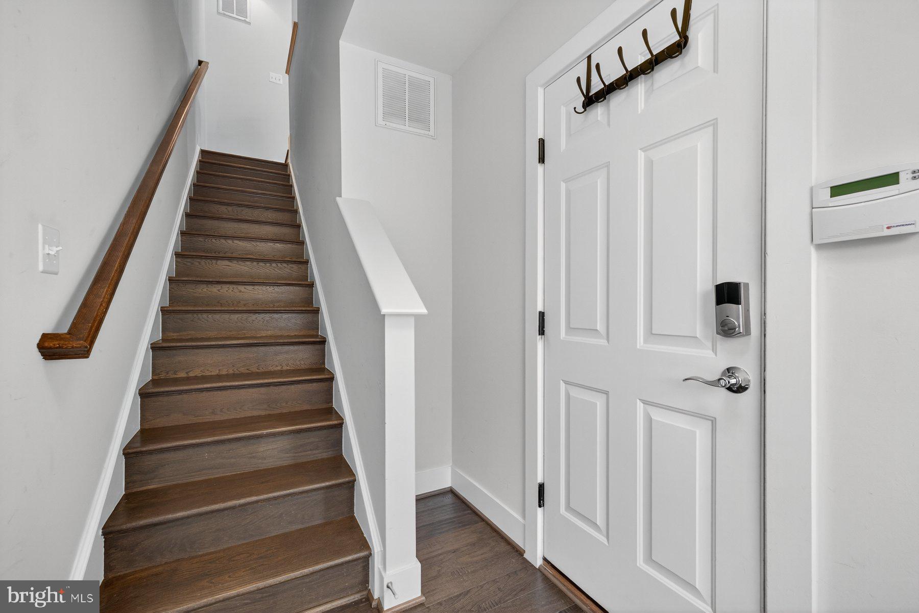 KING FARM IRVINGTON - Residential Lease