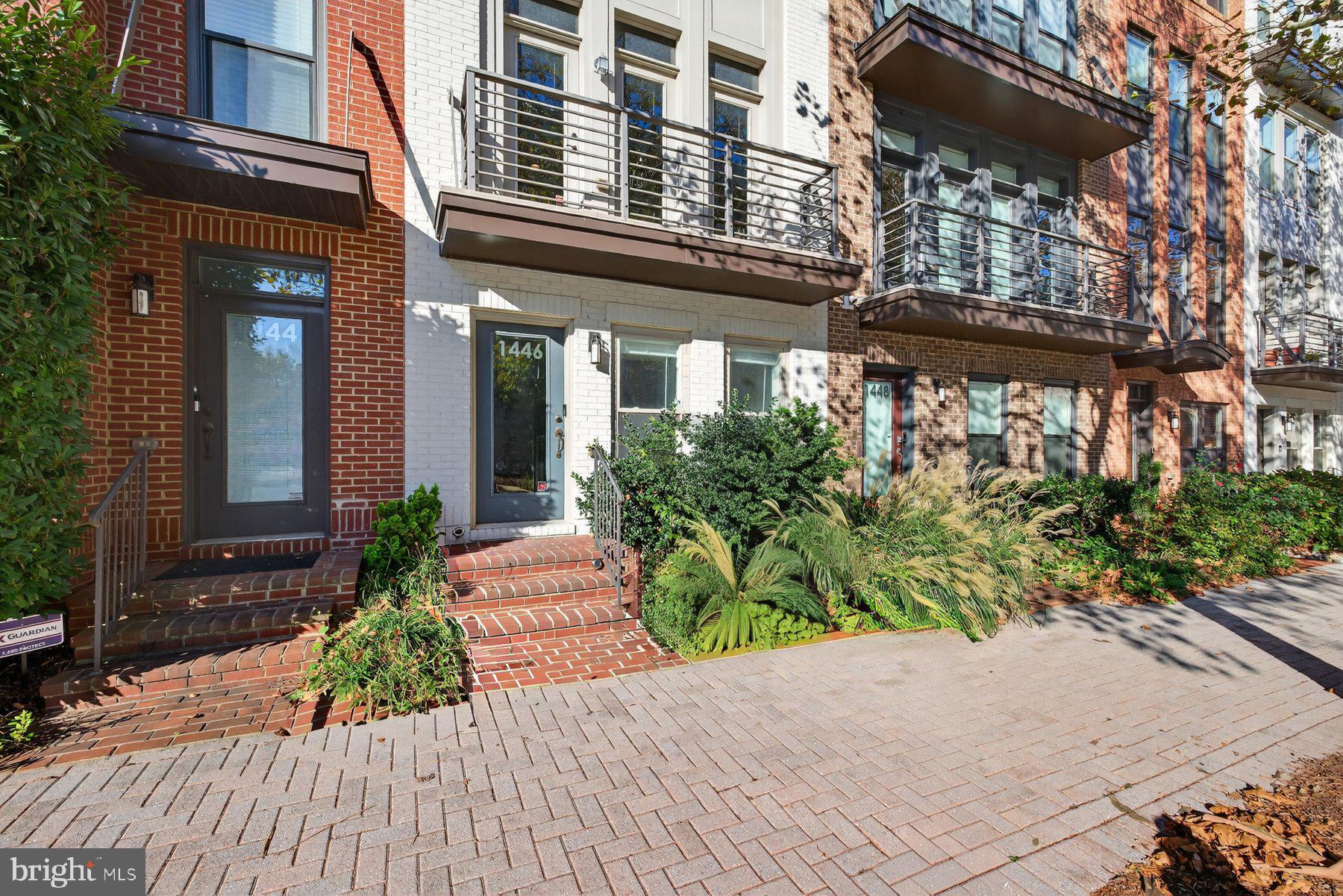 KING FARM IRVINGTON - Residential Lease