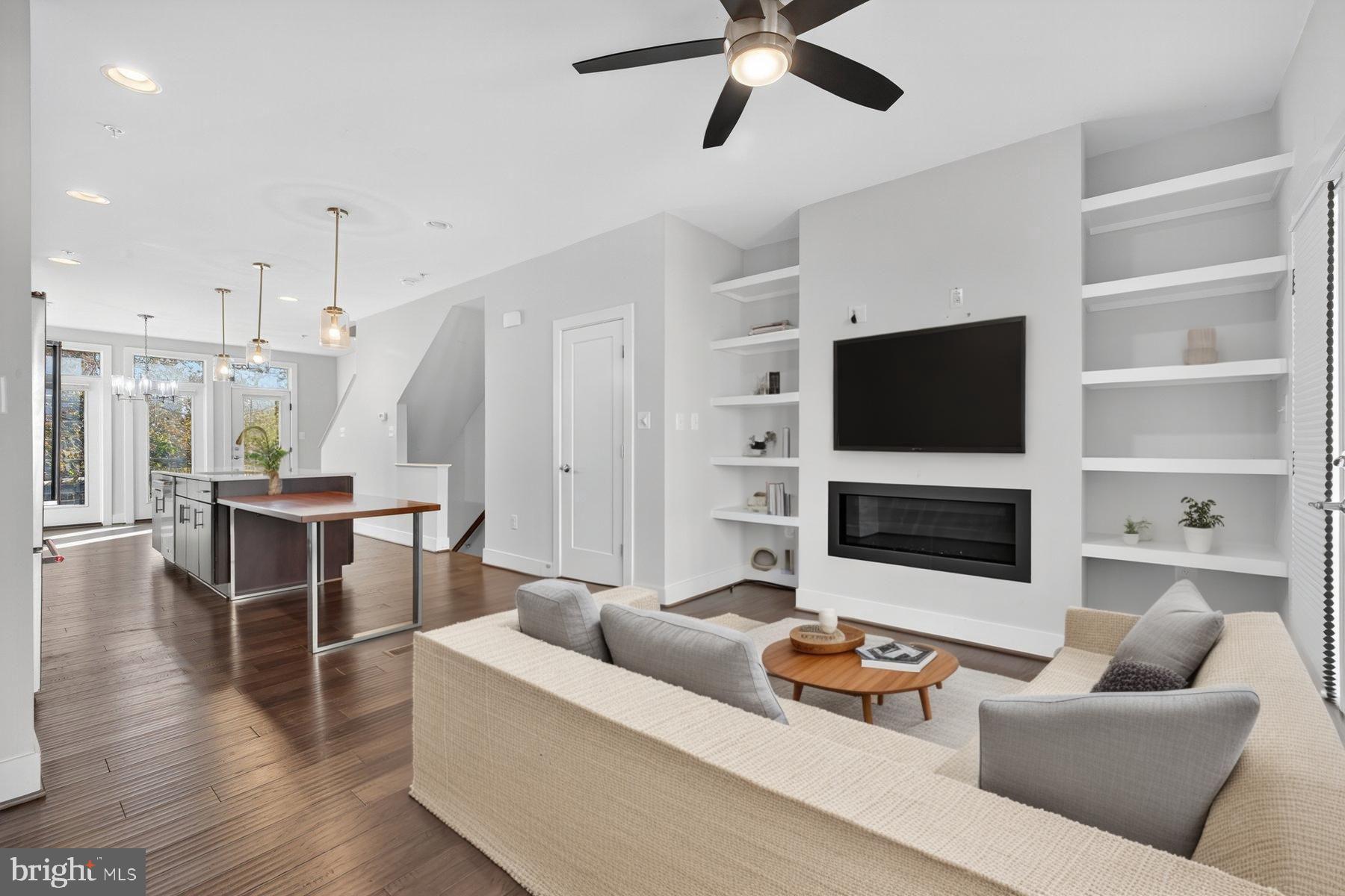 KING FARM IRVINGTON - Residential Lease