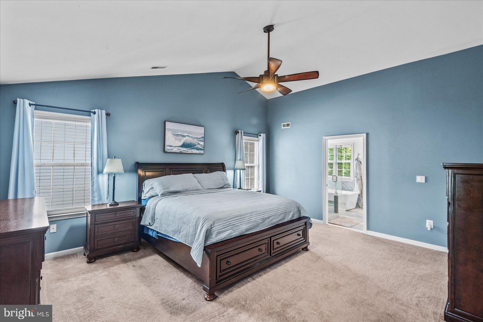 HAMPTON OAKS - Residential