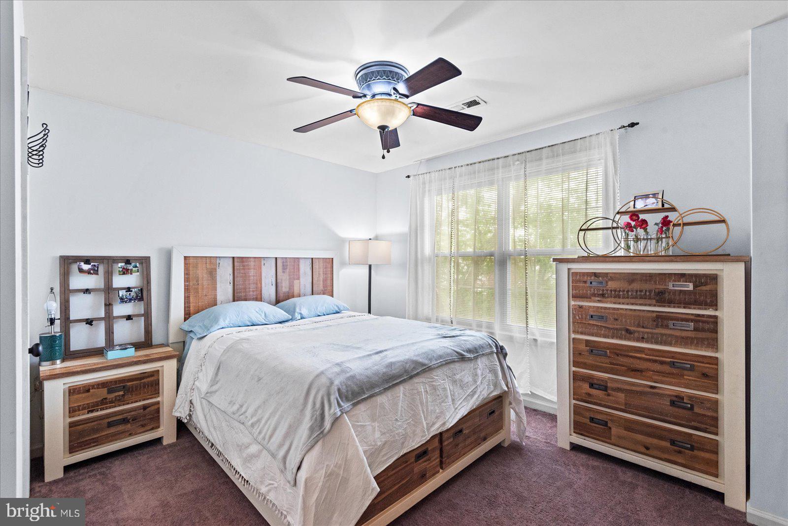 HAMPTON OAKS - Residential