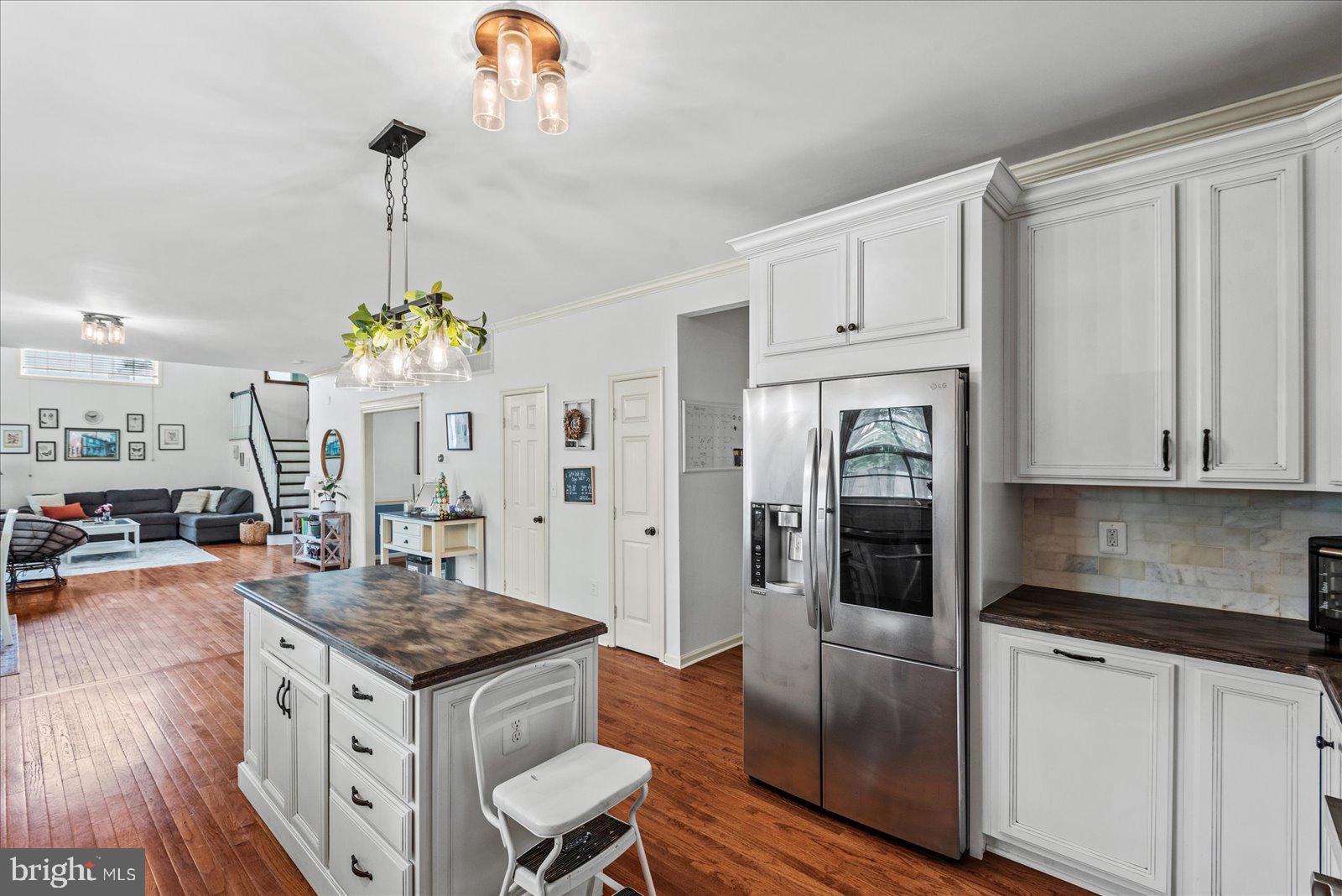 HAMPTON OAKS - Residential