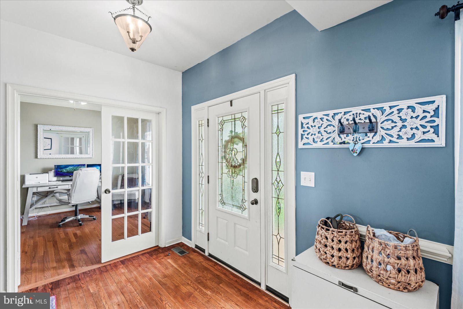 HAMPTON OAKS - Residential