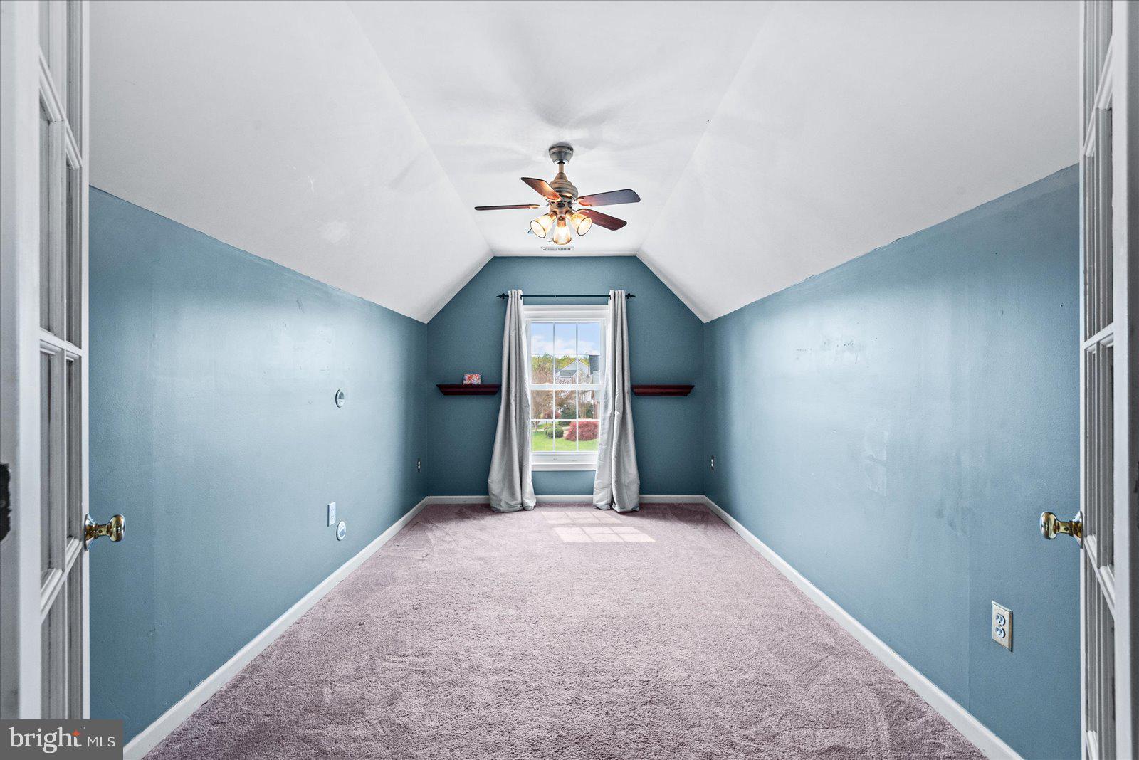 HAMPTON OAKS - Residential