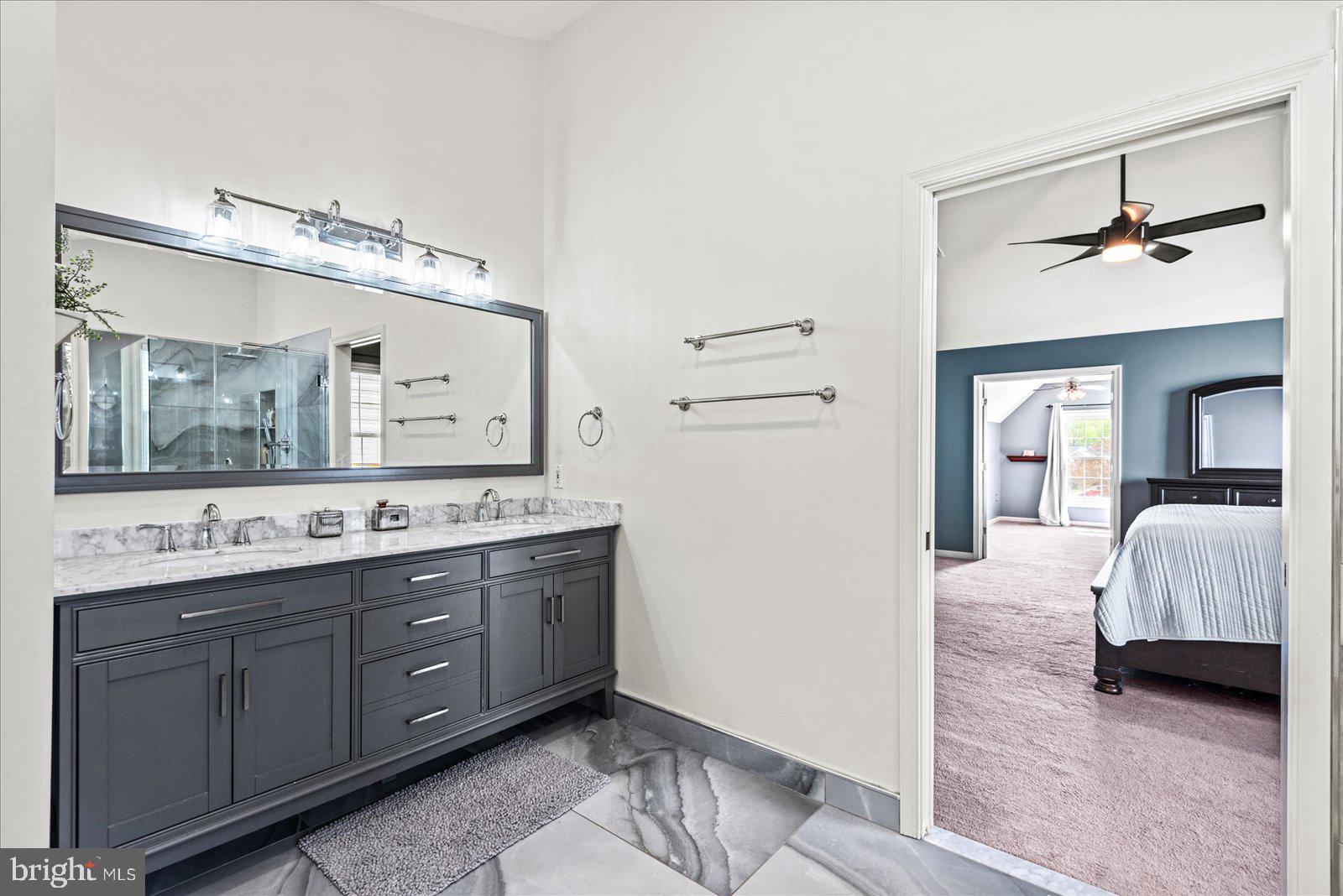 HAMPTON OAKS - Residential