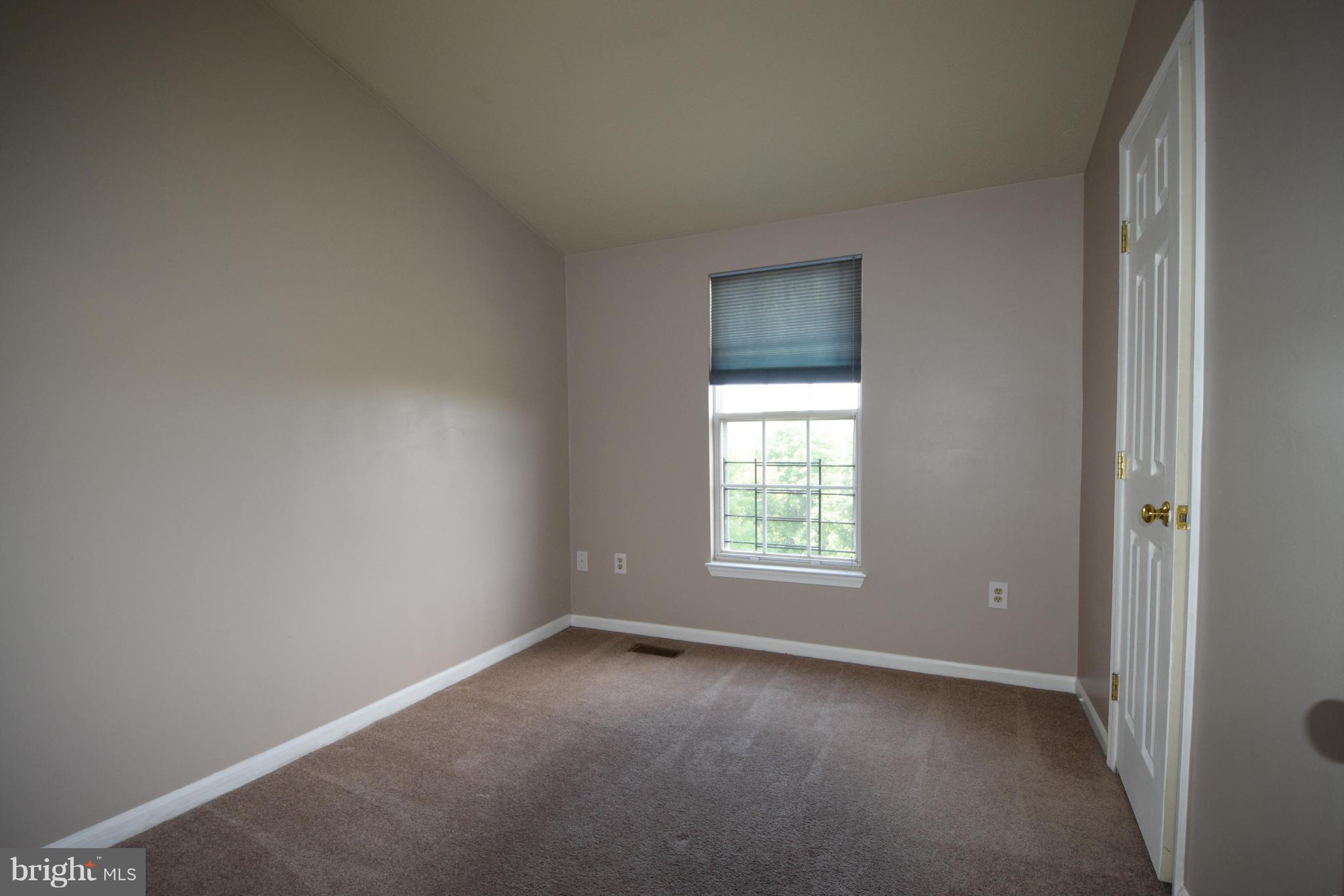 WEST SHORE - Residential