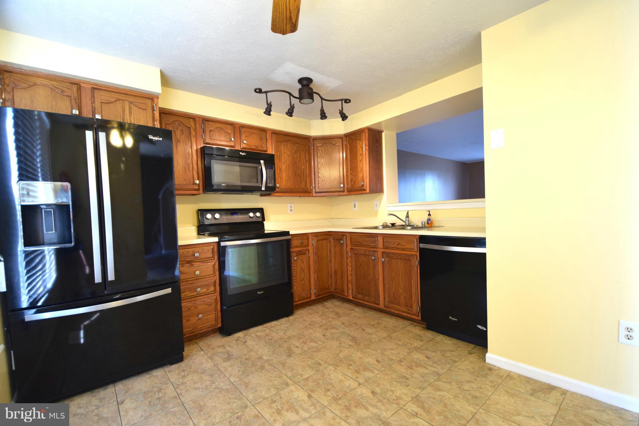 WEST SHORE - Residential