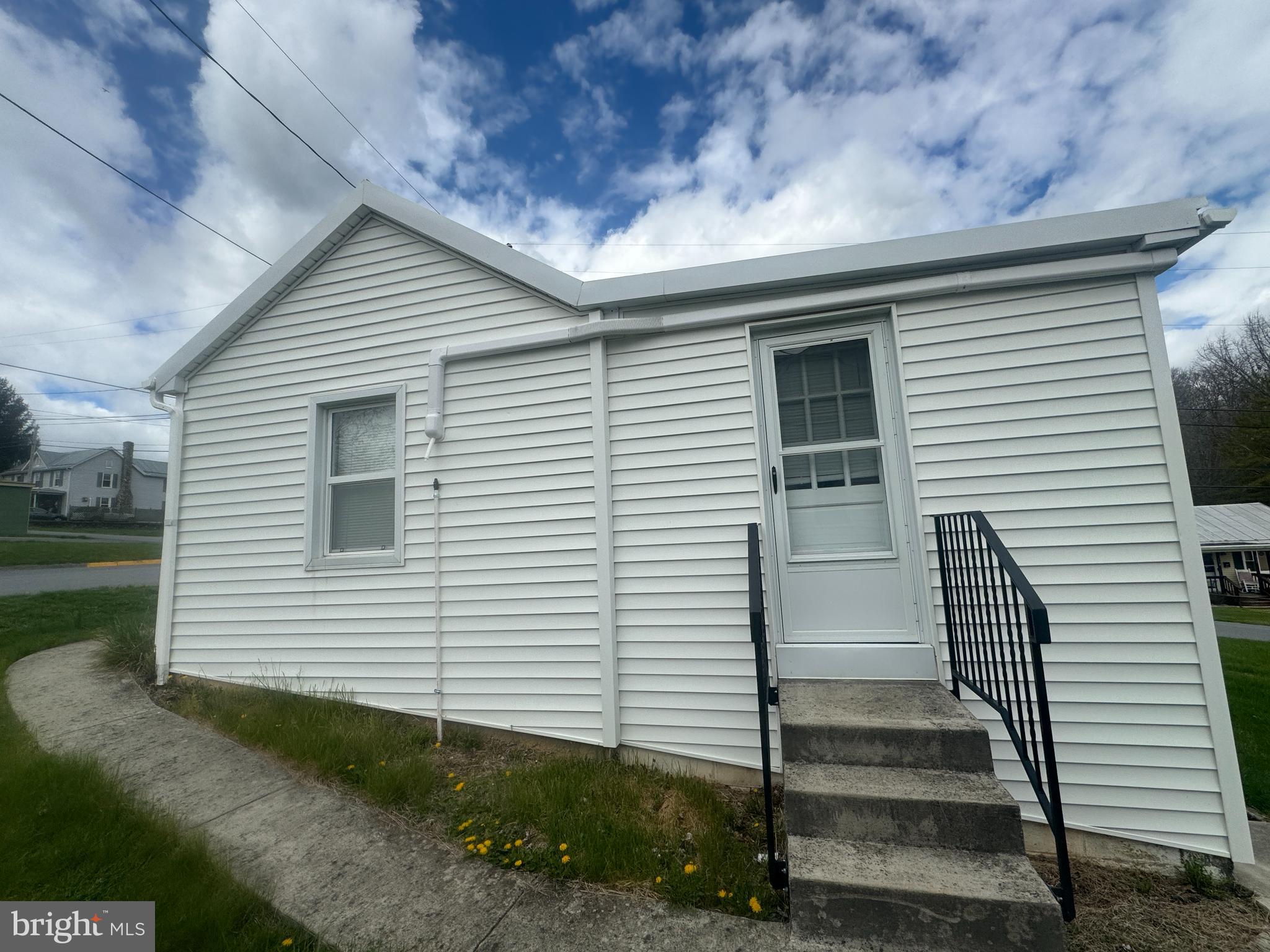 NONE AVAILABLE - Residential Lease