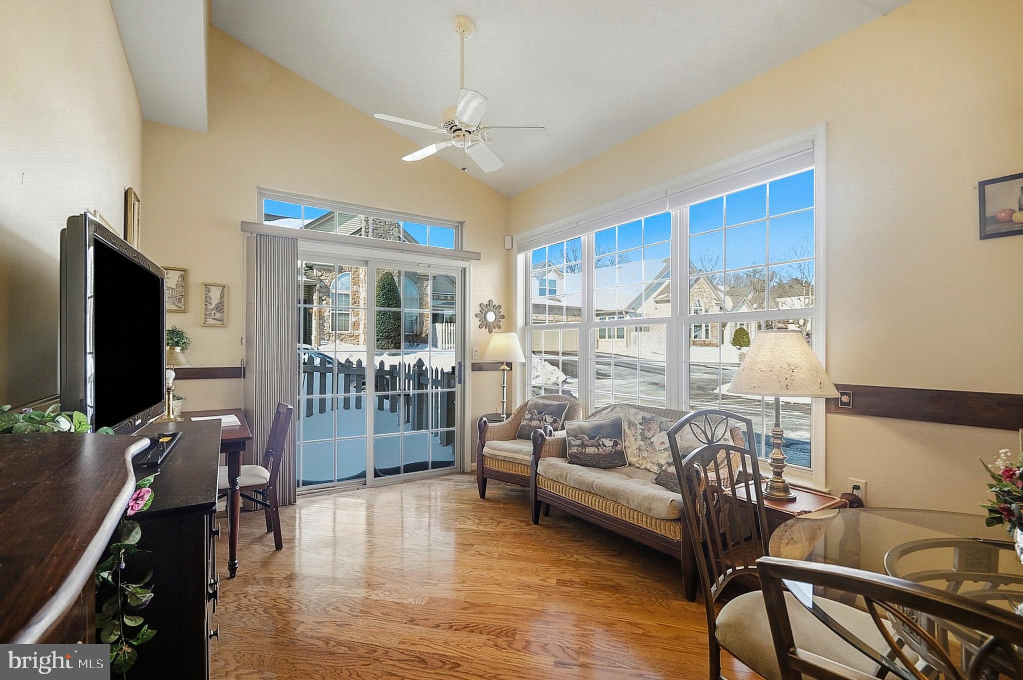 LEGACY OAKS - Residential