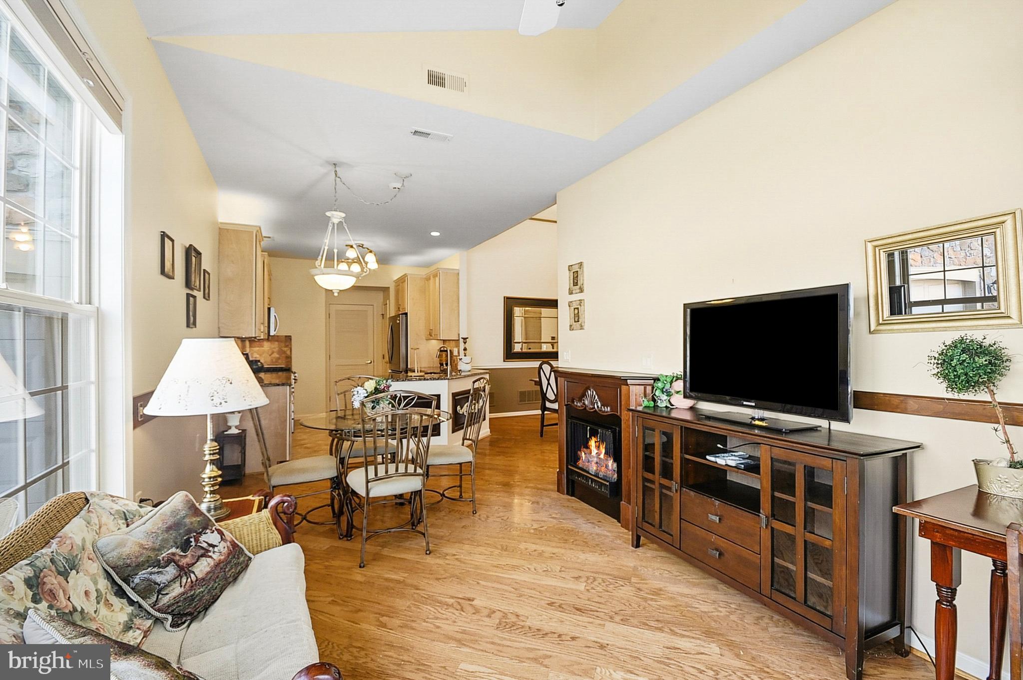 LEGACY OAKS - Residential