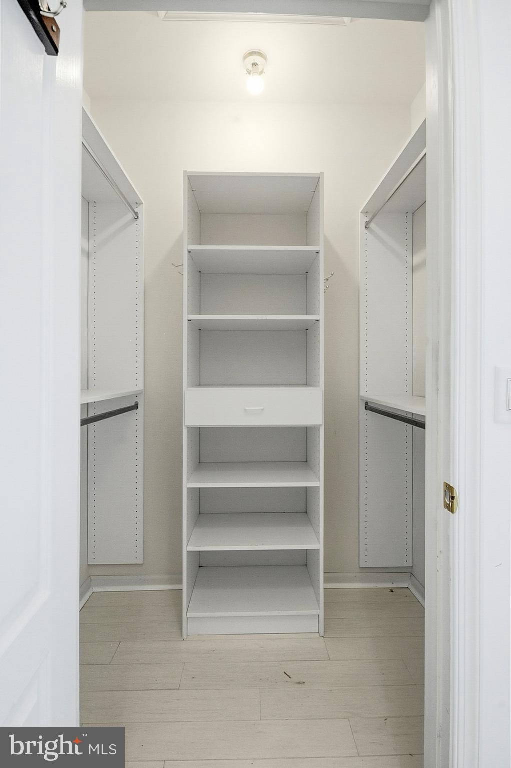 LEGACY OAKS - Residential