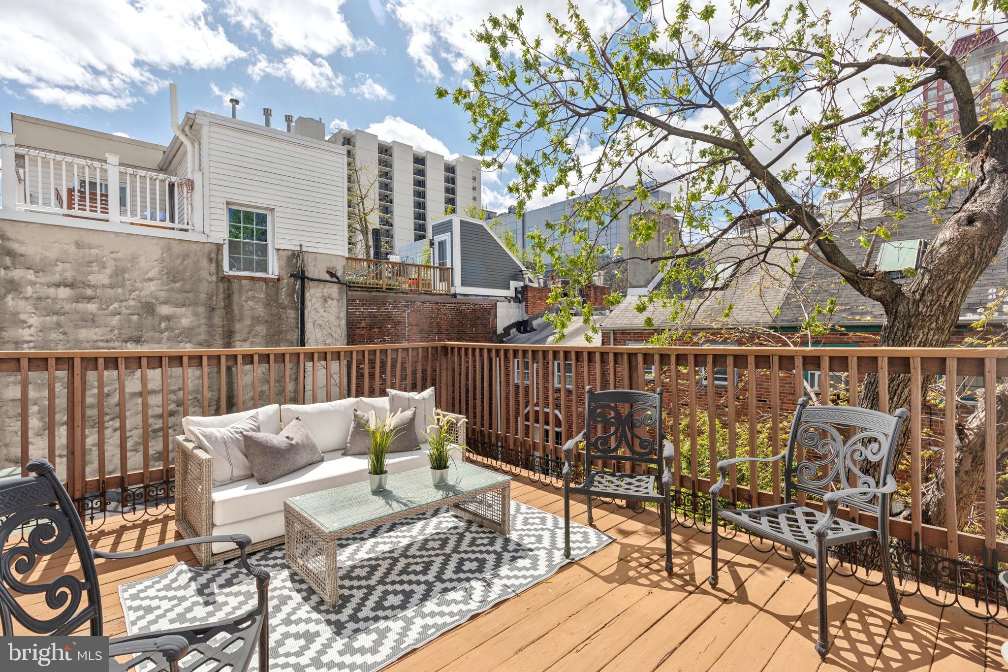 WASHINGTON SQ WEST - Residential