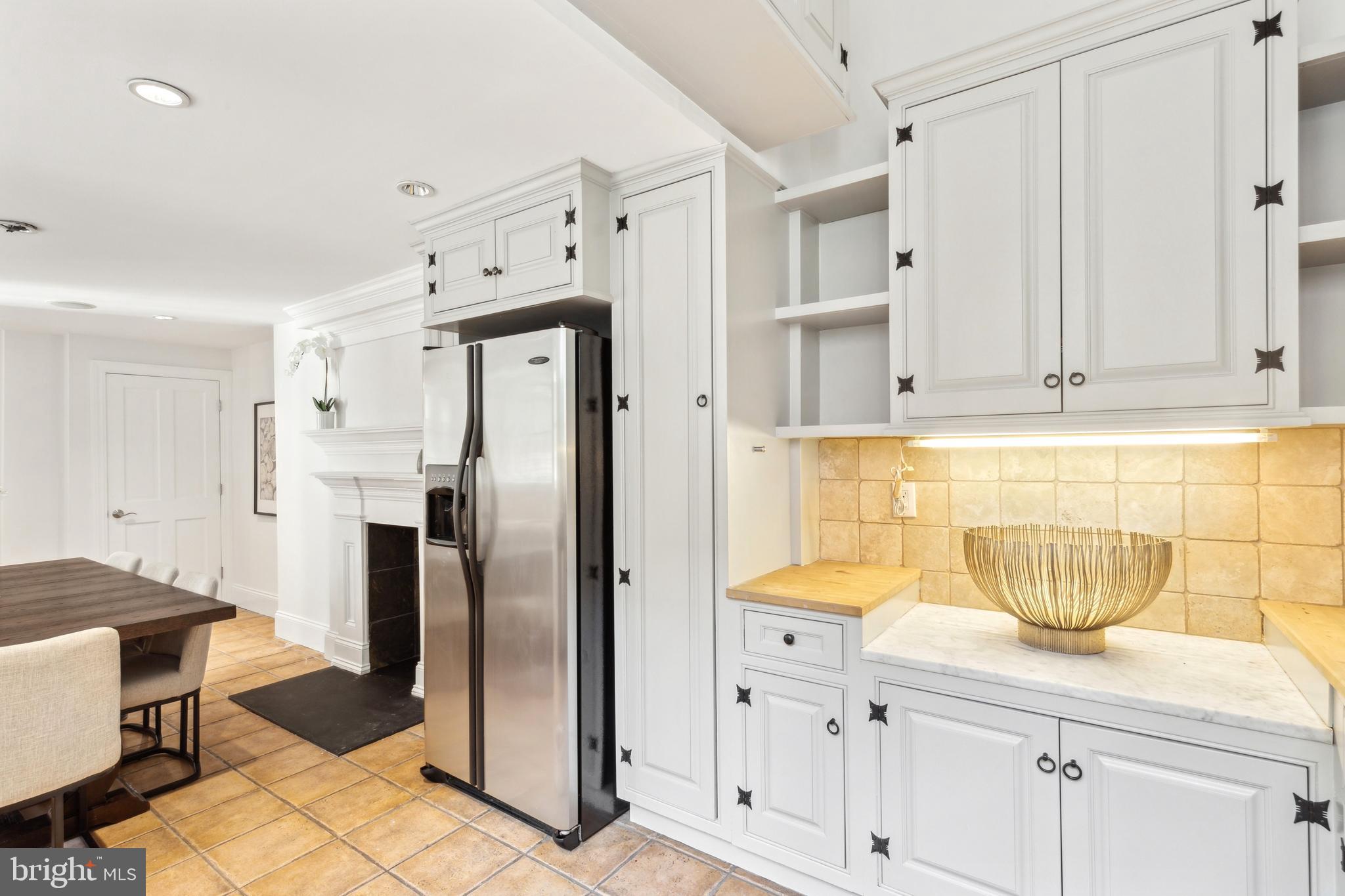 WASHINGTON SQ WEST - Residential