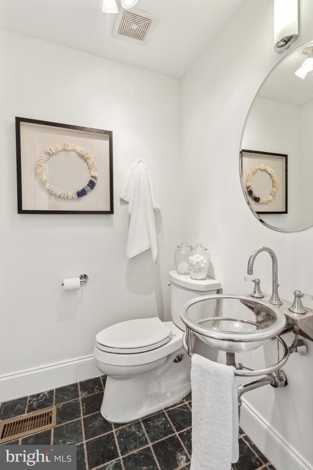 WASHINGTON SQ WEST - Residential