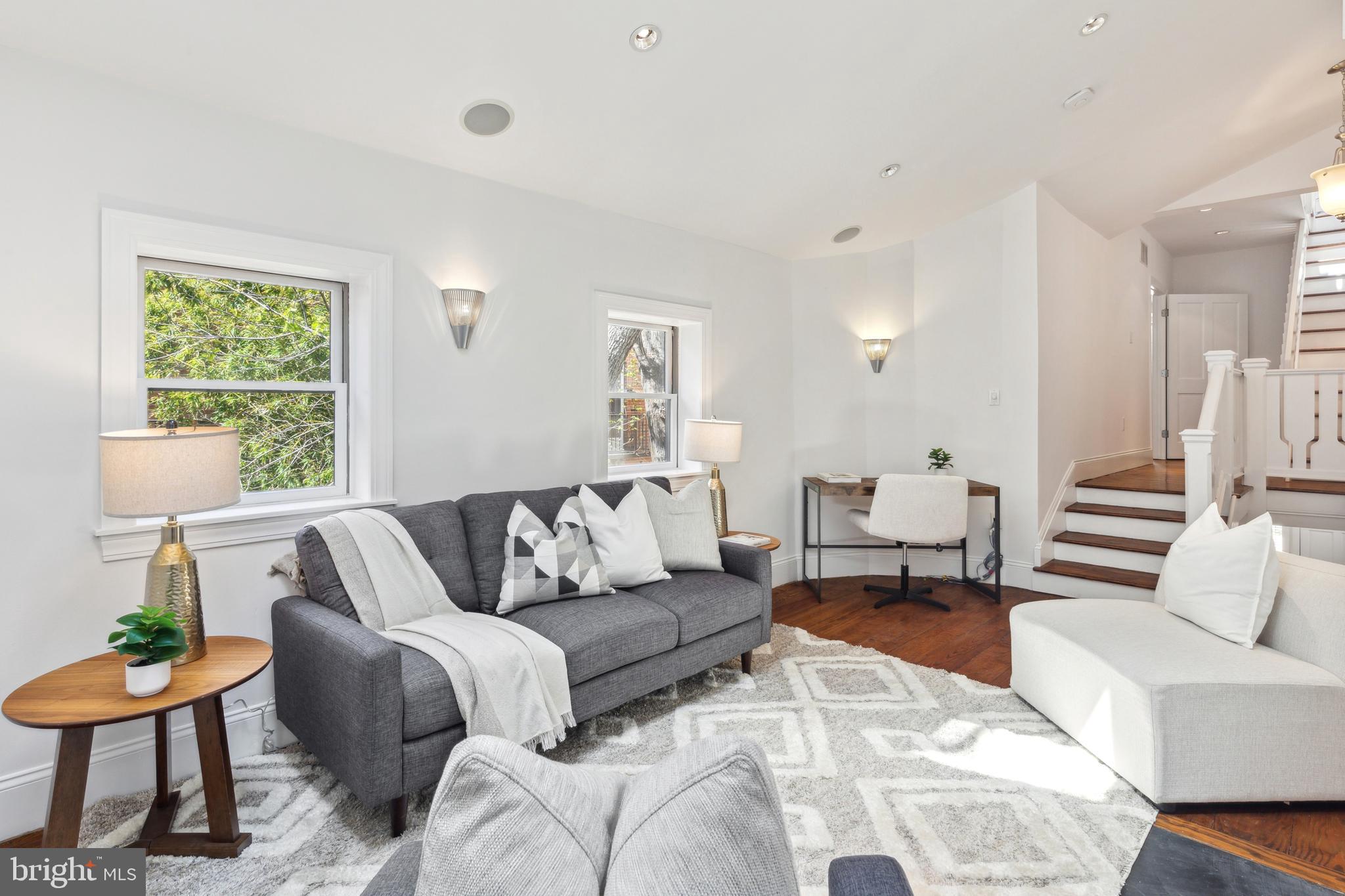 WASHINGTON SQ WEST - Residential