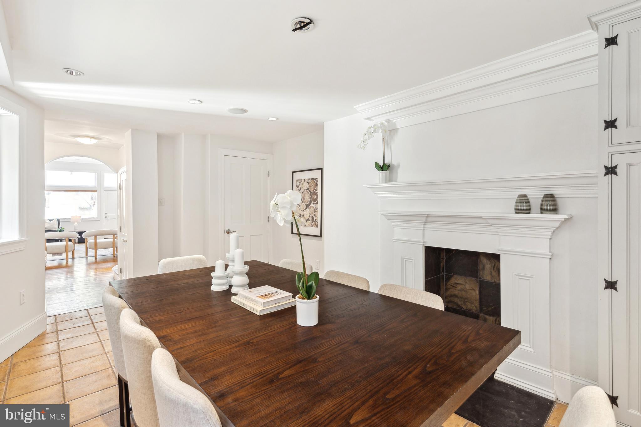 WASHINGTON SQ WEST - Residential