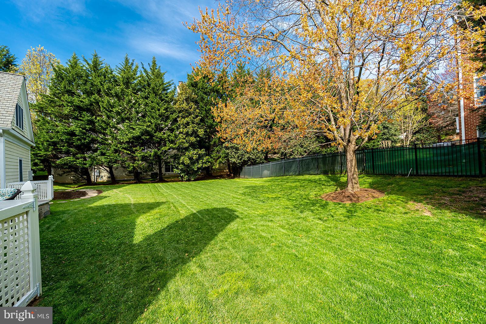 MCAULEY PARK - Residential