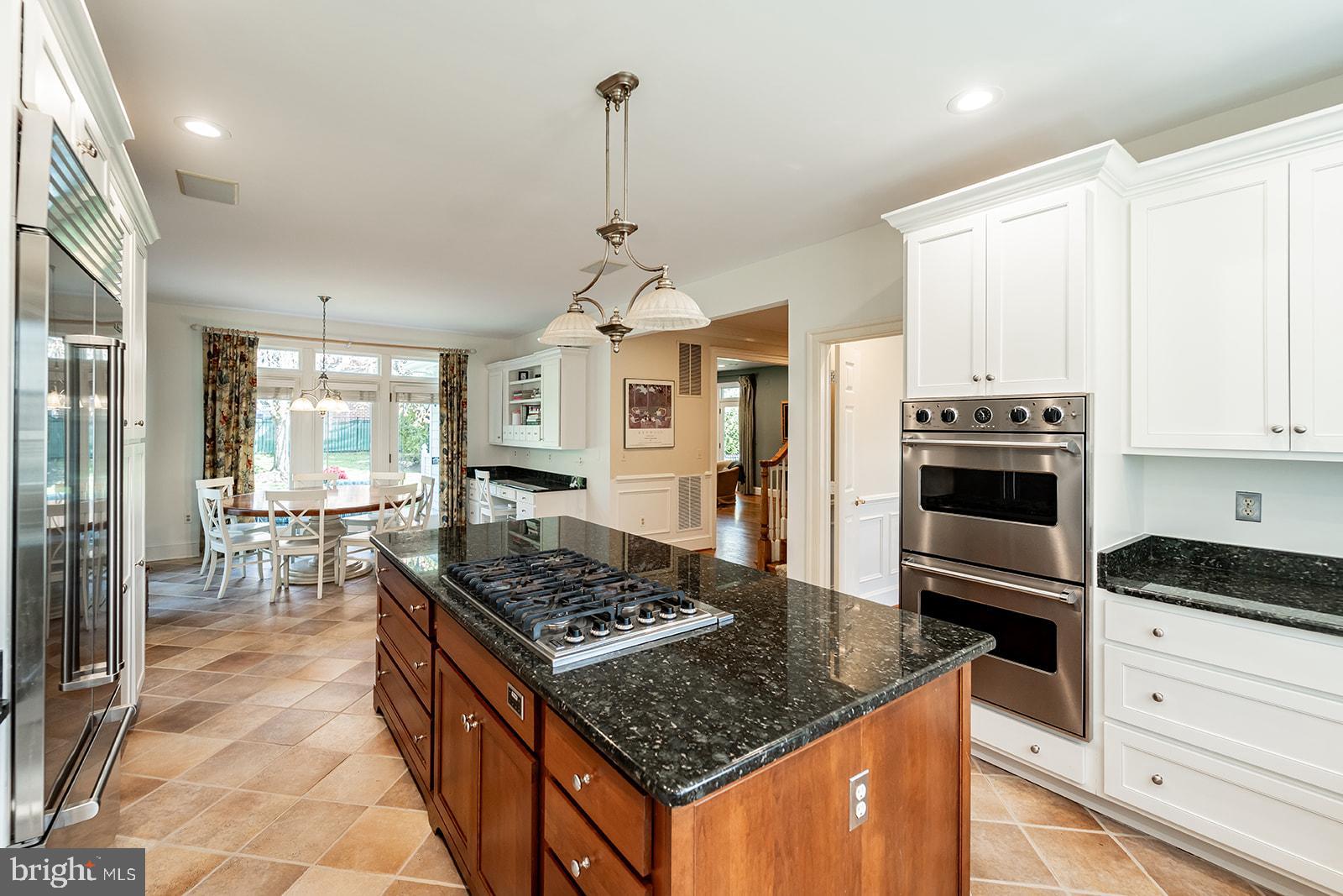 MCAULEY PARK - Residential