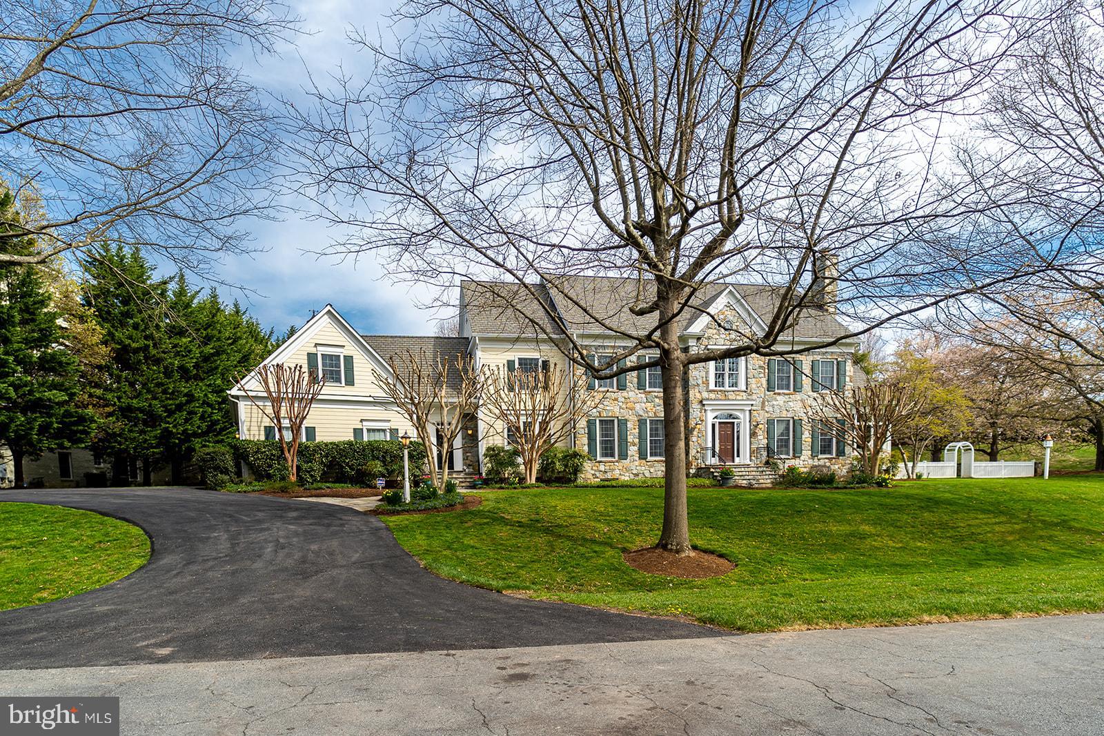 MCAULEY PARK - Residential