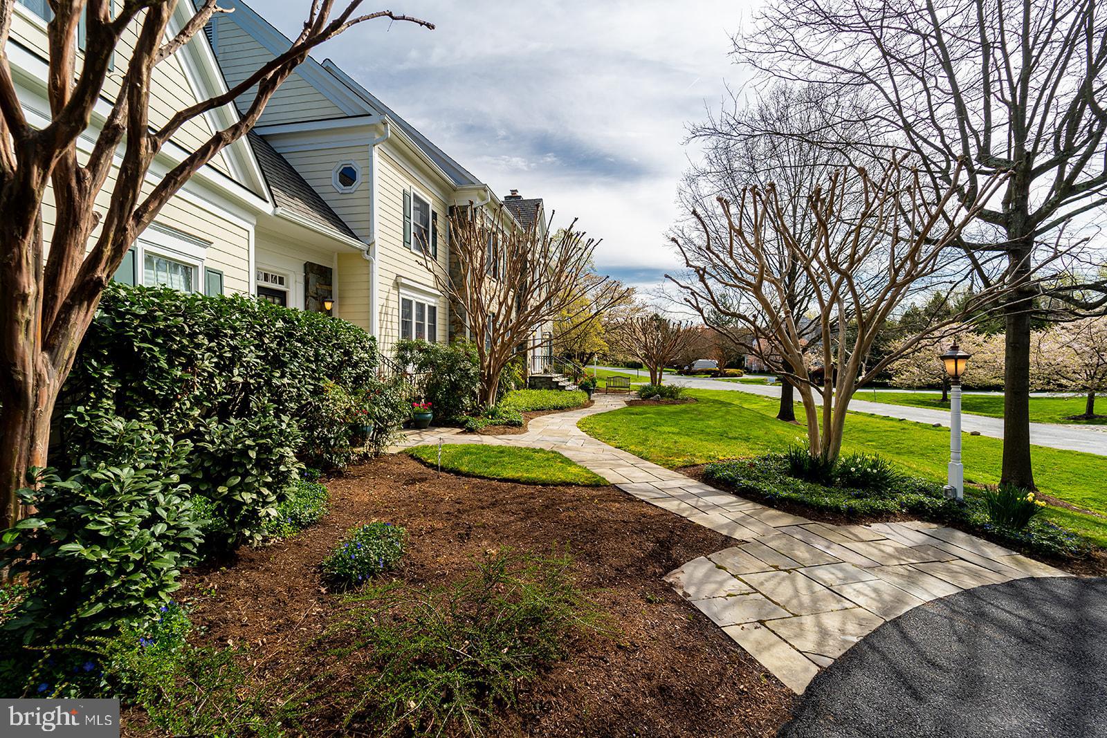 MCAULEY PARK - Residential