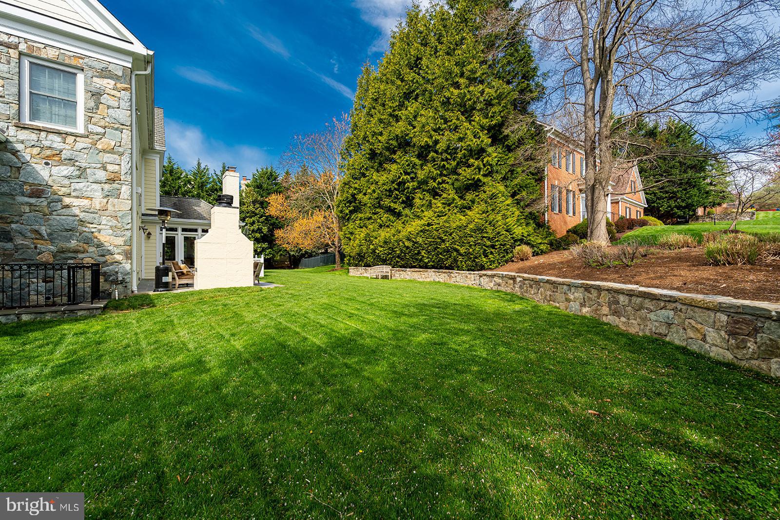 MCAULEY PARK - Residential