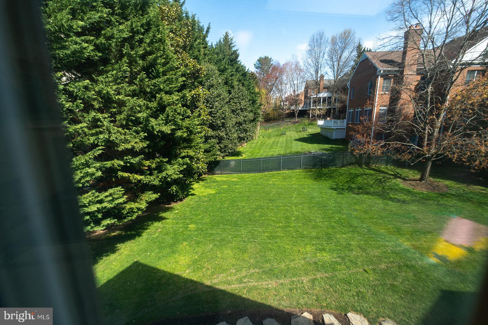 MCAULEY PARK - Residential