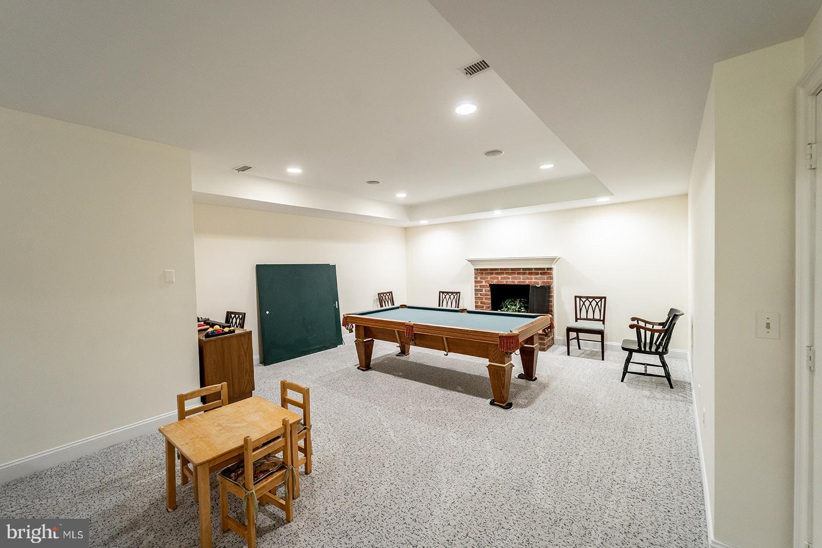 MCAULEY PARK - Residential