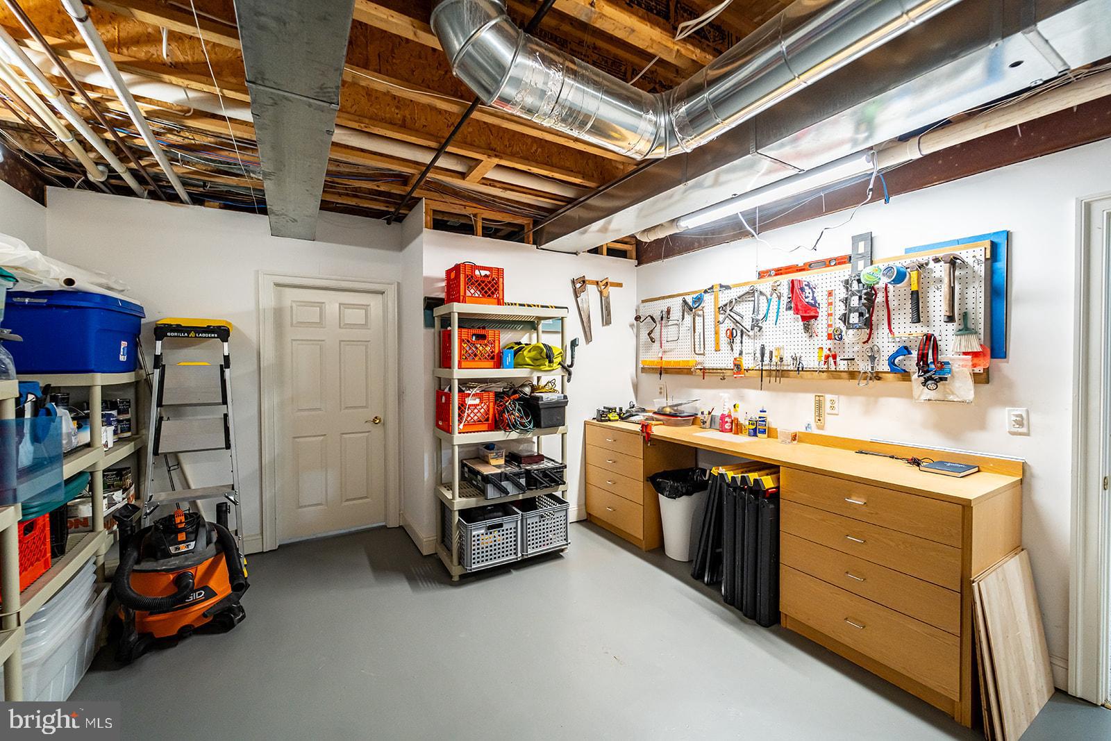 MCAULEY PARK - Residential