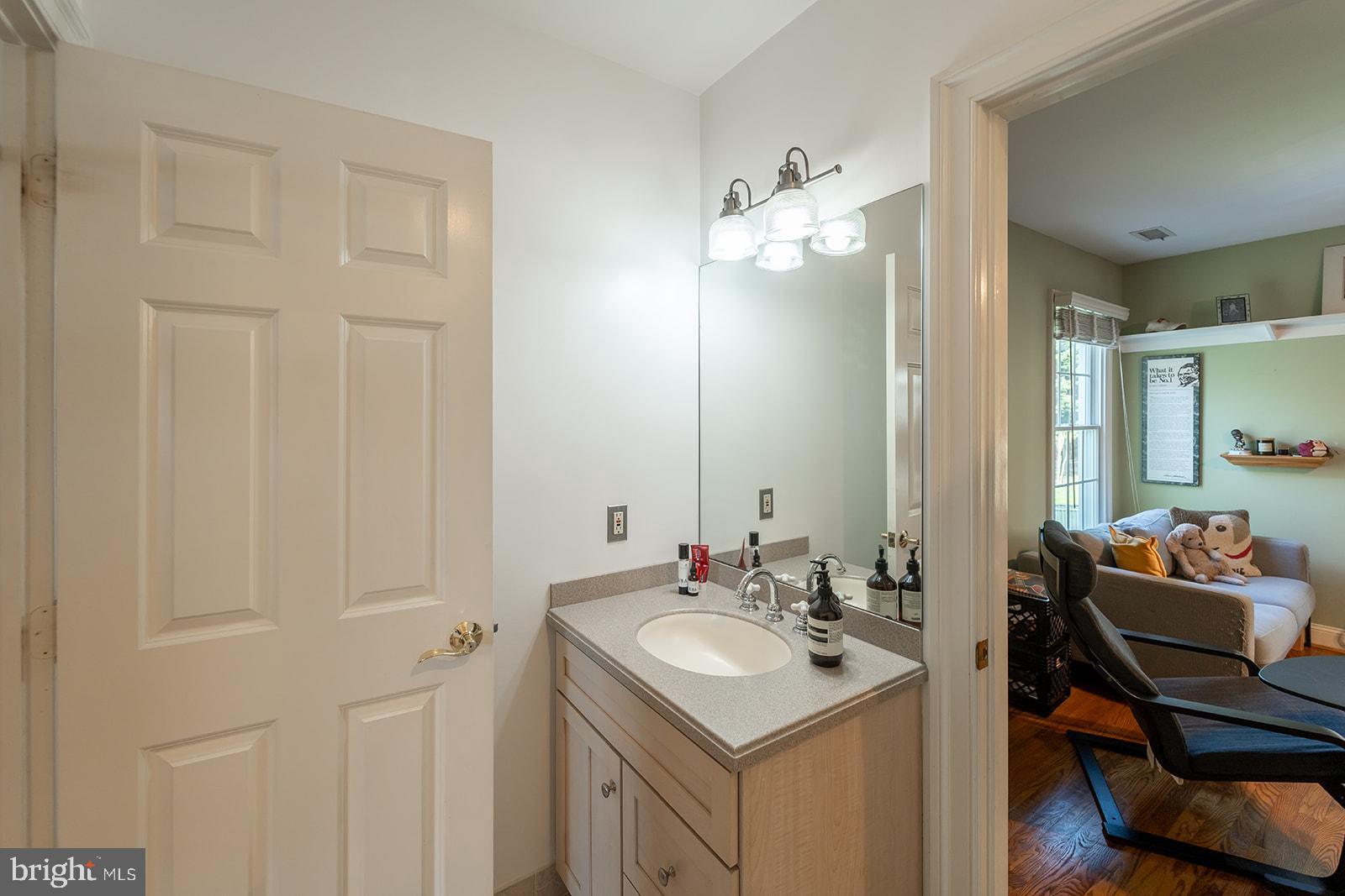 MCAULEY PARK - Residential