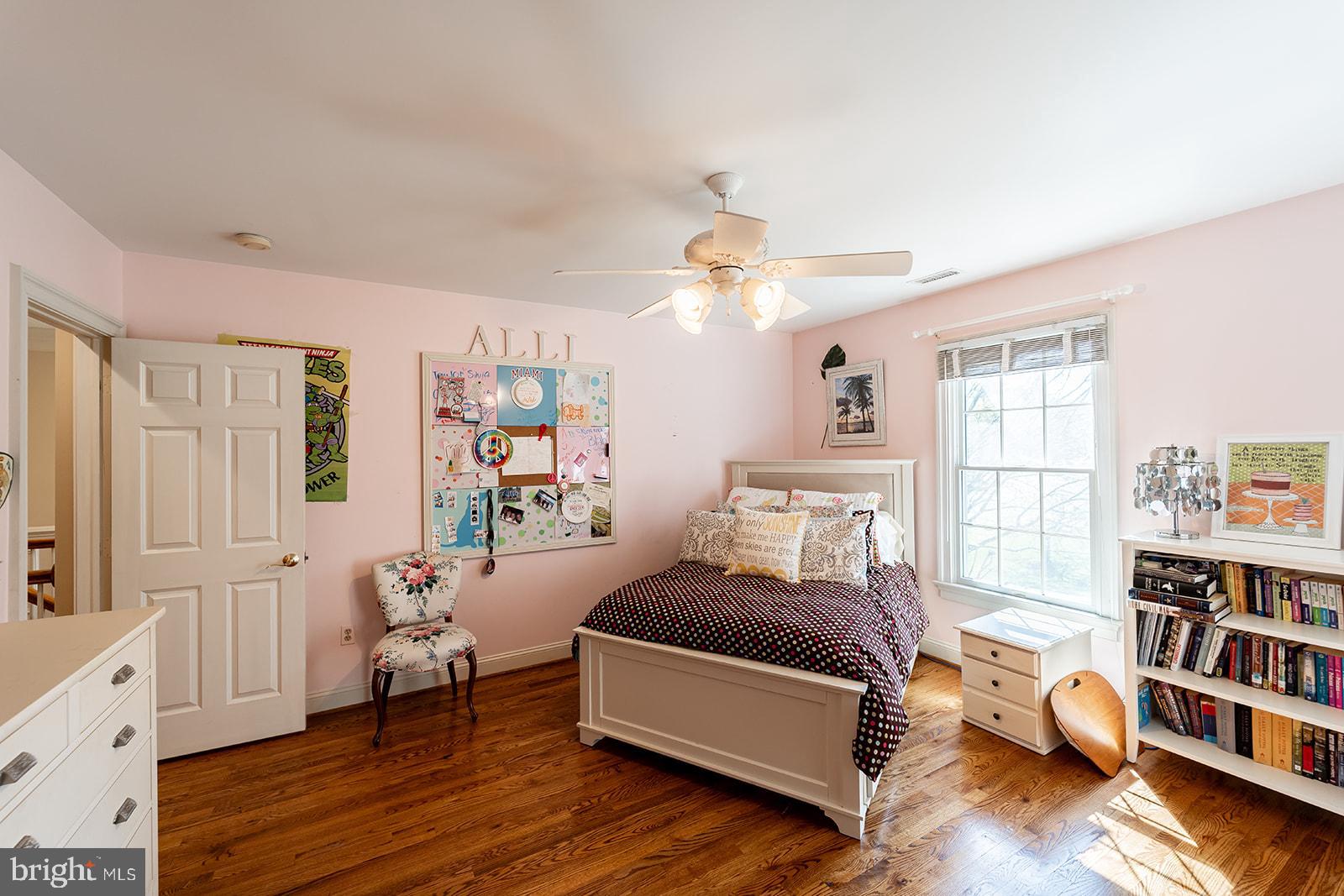 MCAULEY PARK - Residential