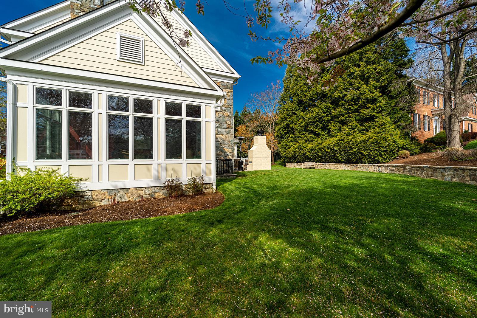 MCAULEY PARK - Residential