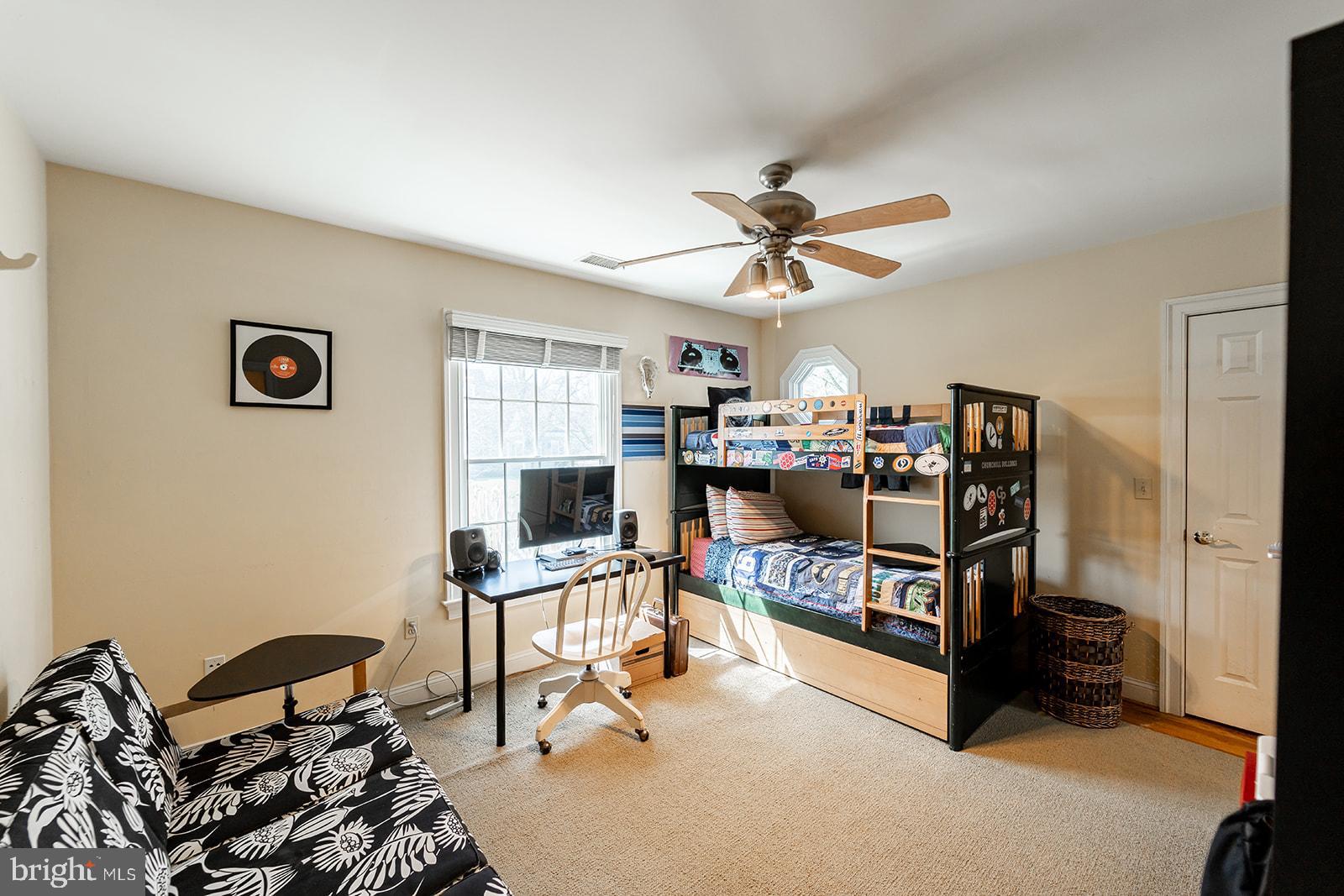 MCAULEY PARK - Residential