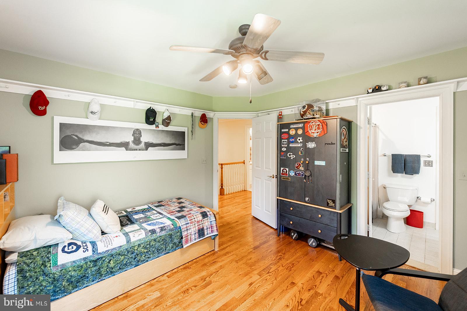 MCAULEY PARK - Residential