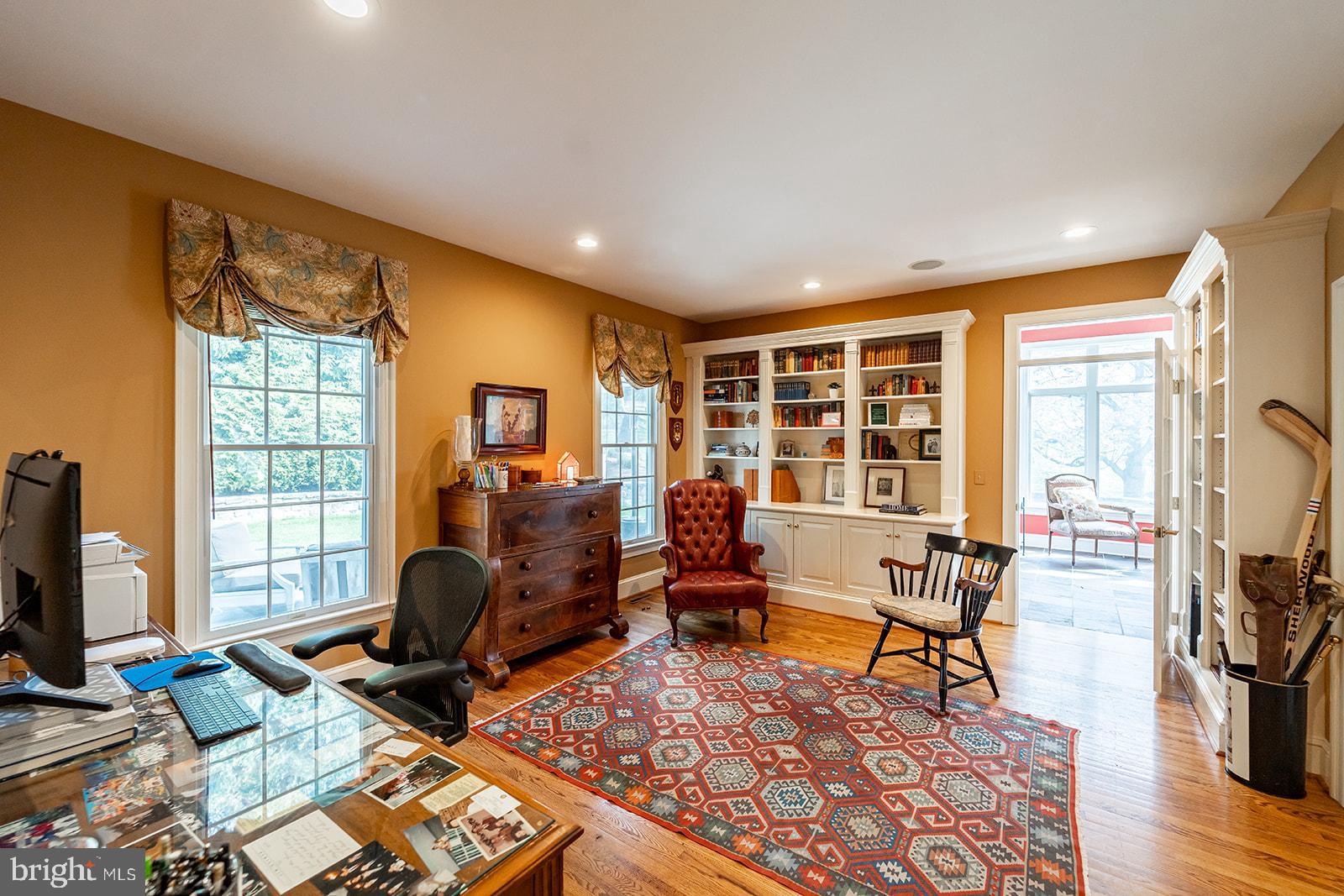 MCAULEY PARK - Residential