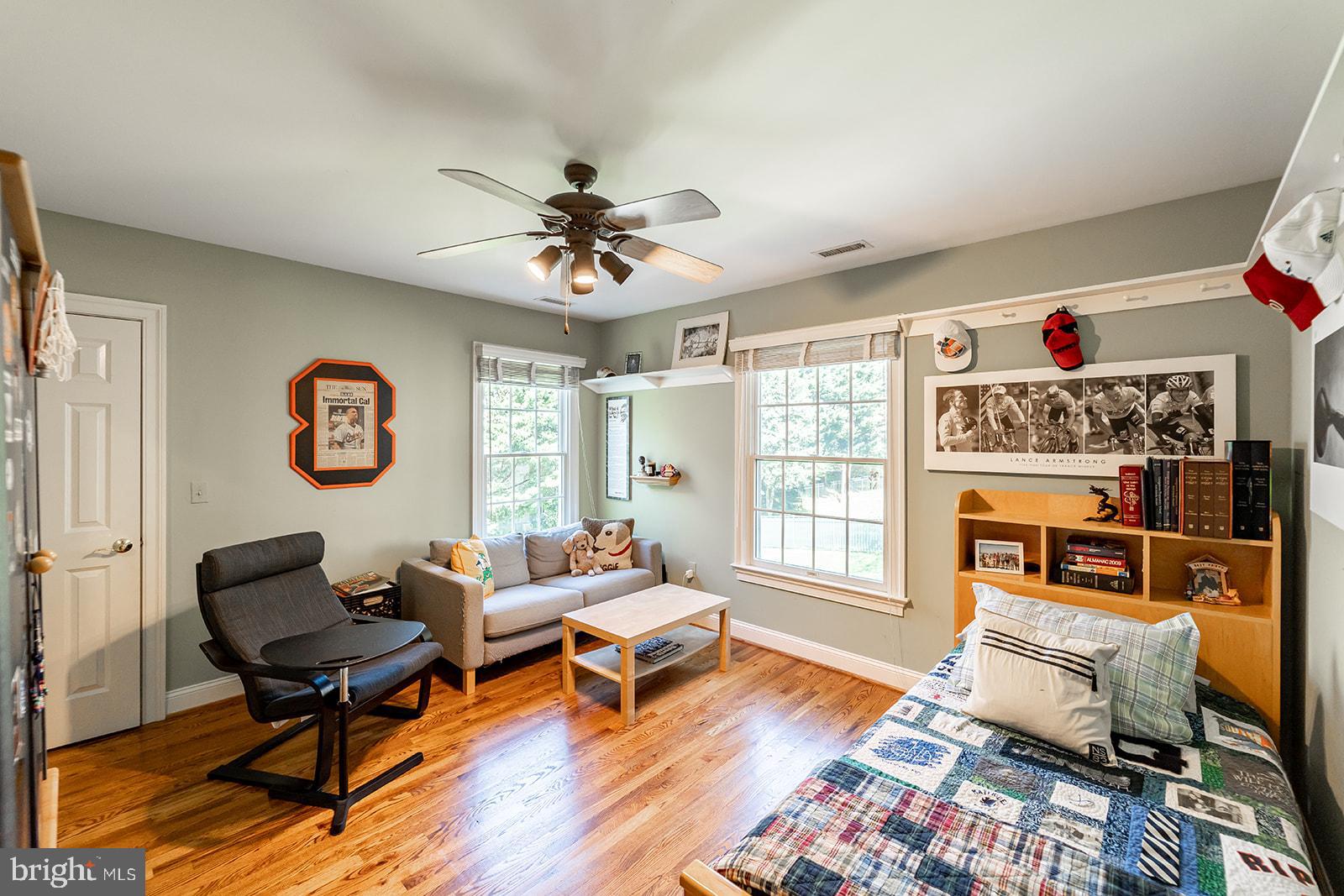 MCAULEY PARK - Residential